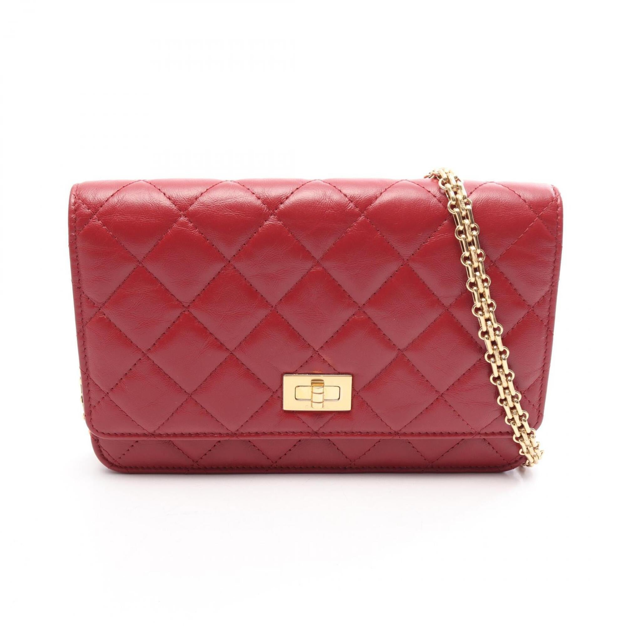 Chanel Red Color Leather Handbag Shoulder Bag (Pre-Owned)