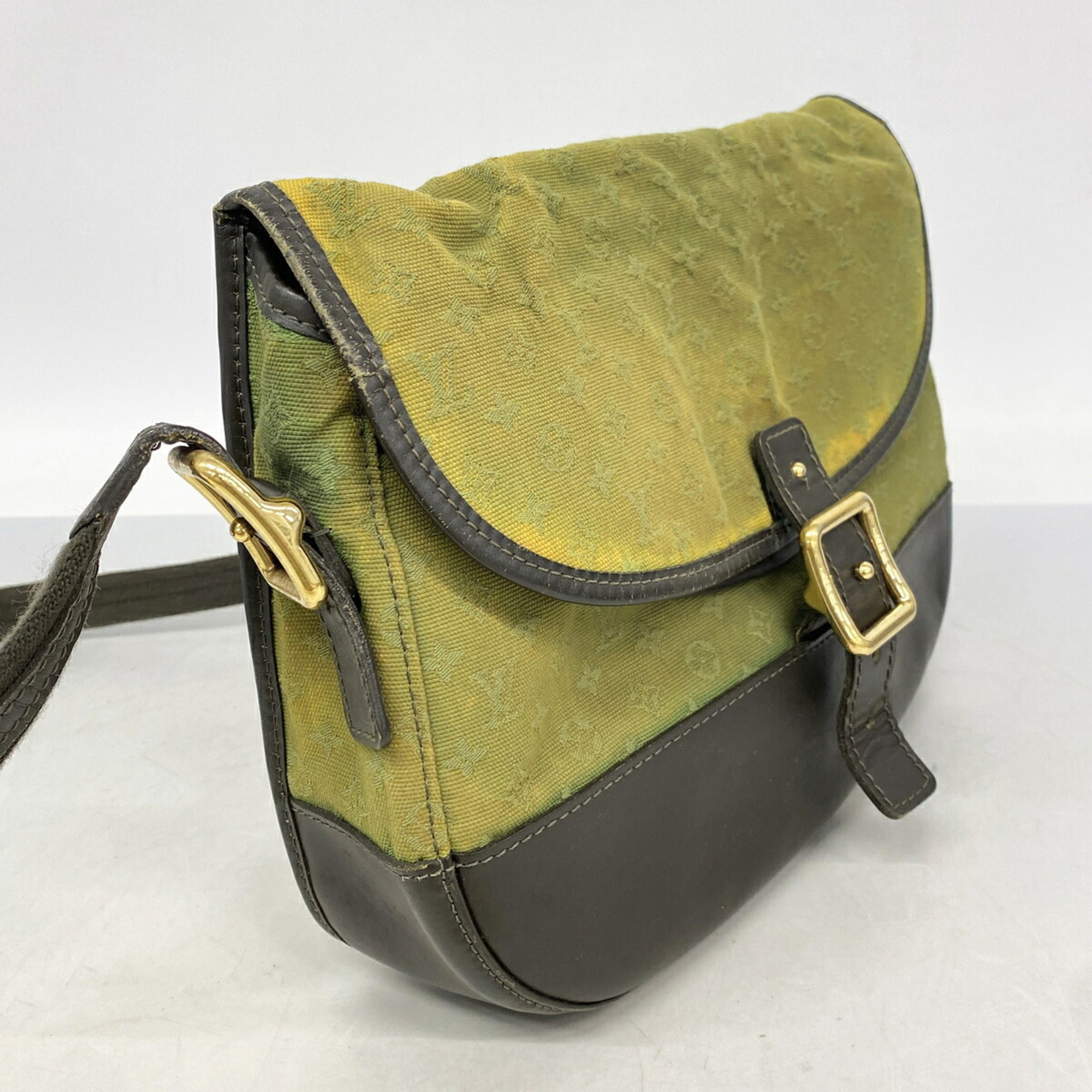 Louis Vuitton Tst Khaki Shoulder Bag (Pre-Owned)