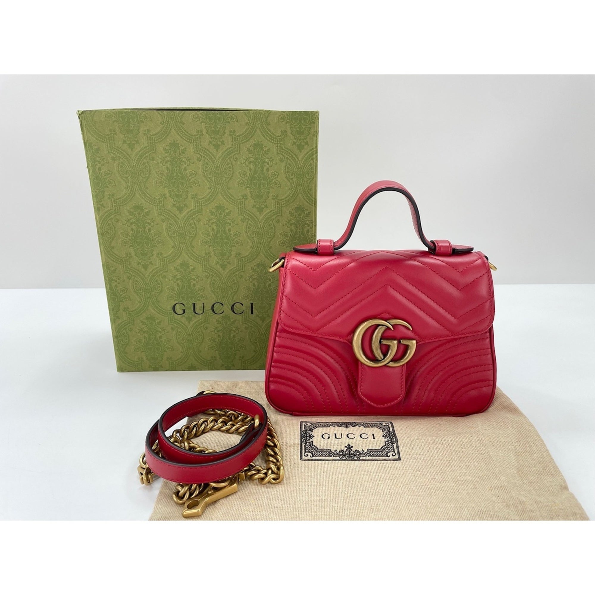 Gucci Red Color Shoulder Bag (Pre-Owned)