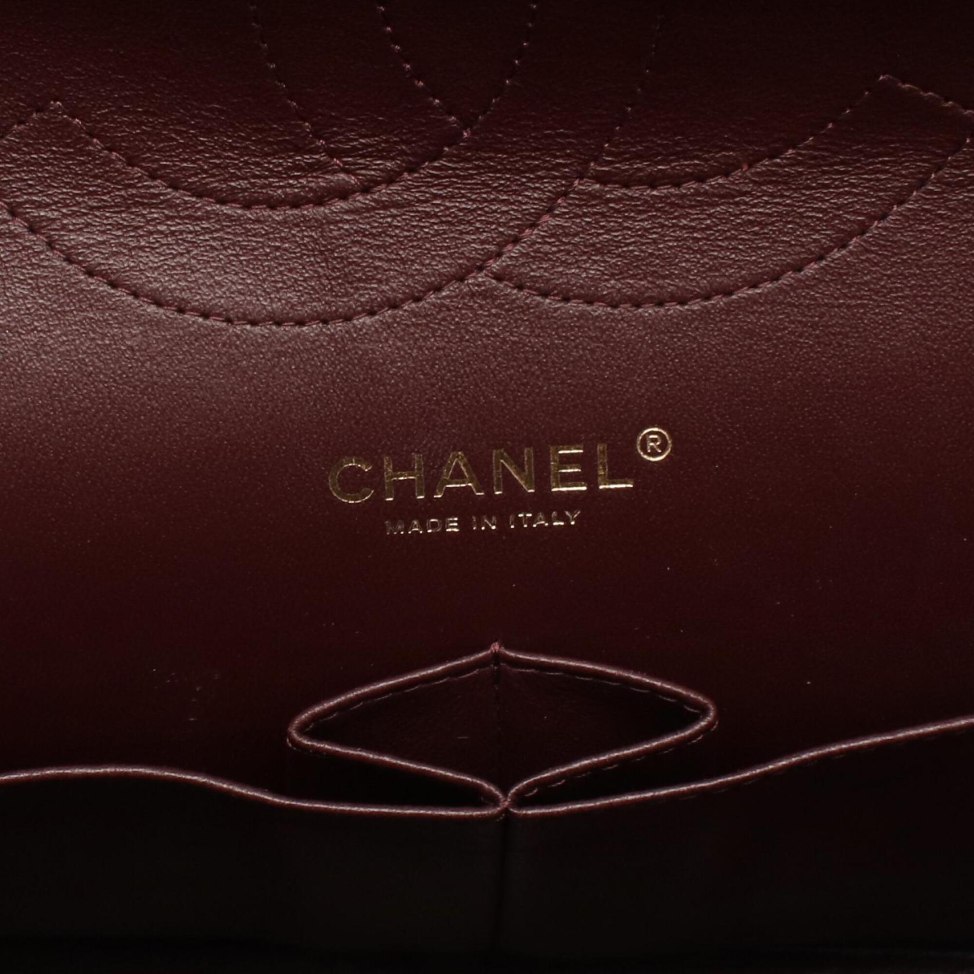 Chanel Black Grained Calfskin Handbag Shoulder Bag (Pre-Owned)