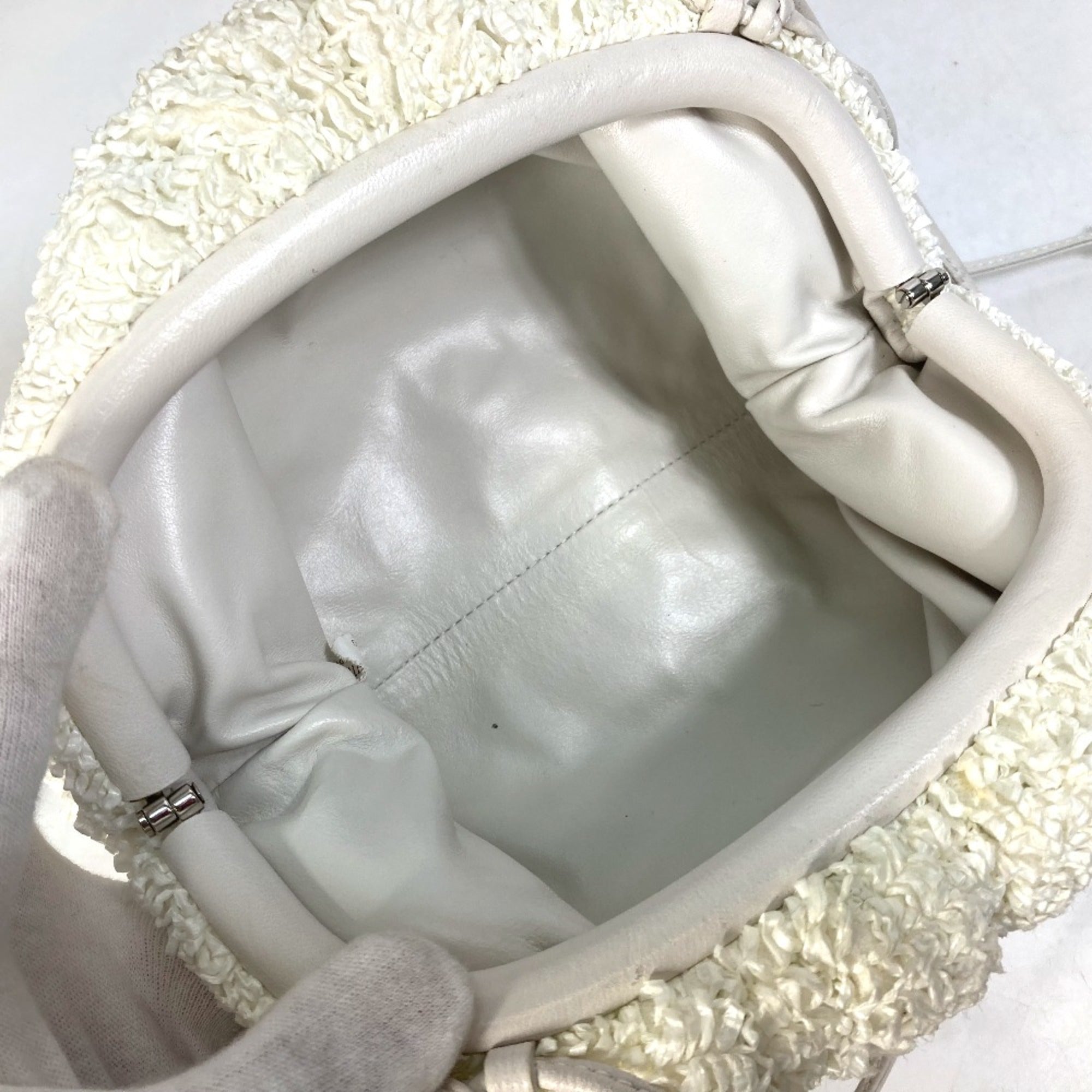 Bottega Veneta White Other Shoulder Bag (Pre-Owned)