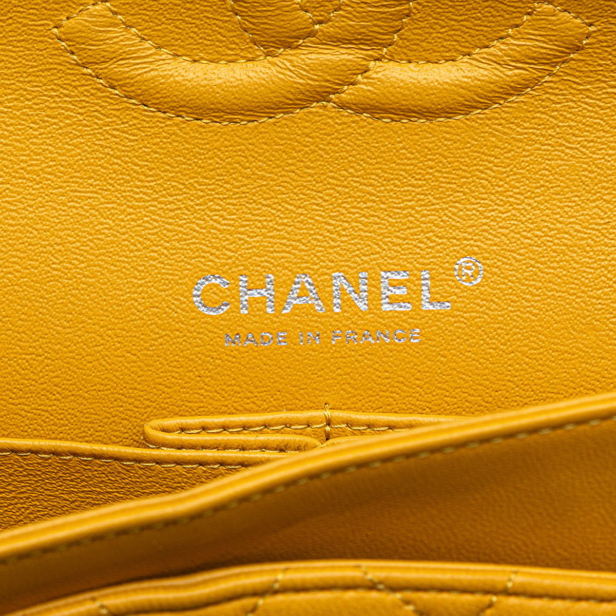 Chanel Silver Yellow Leather Shoulder Bag (Pre-Owned)