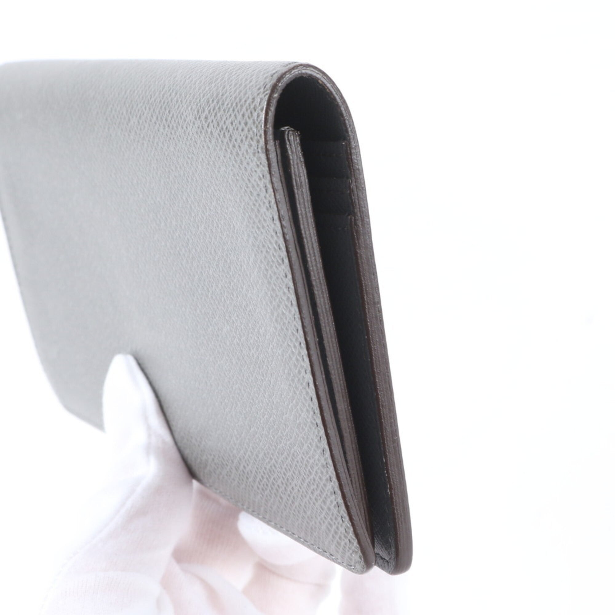Louis Vuitton Taiga Glacier Leather Long Wallet (Bi-Fold) (Pre-Owned)