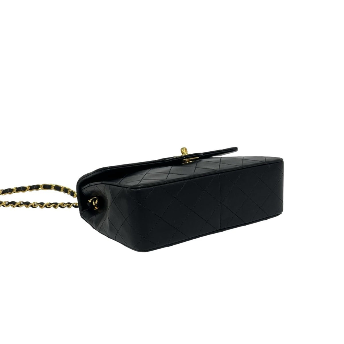 Chanel Black Leather Shoulder Bag (Pre-Owned)