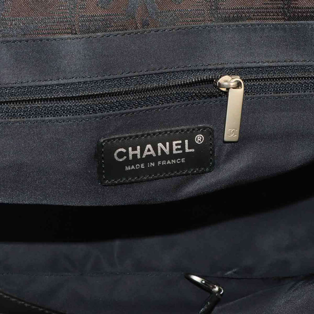 Chanel New Travel Line Black Dark Brown Nylon Jacquard Leather Handbag Tote Bag Weekend Bag (Pre-Owned)