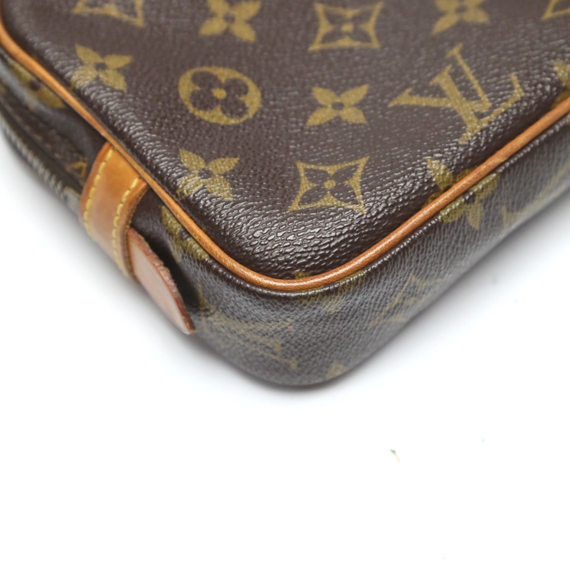 Louis Vuitton Brown Monogram Monogram Shoulder Bag (Pre-Owned)