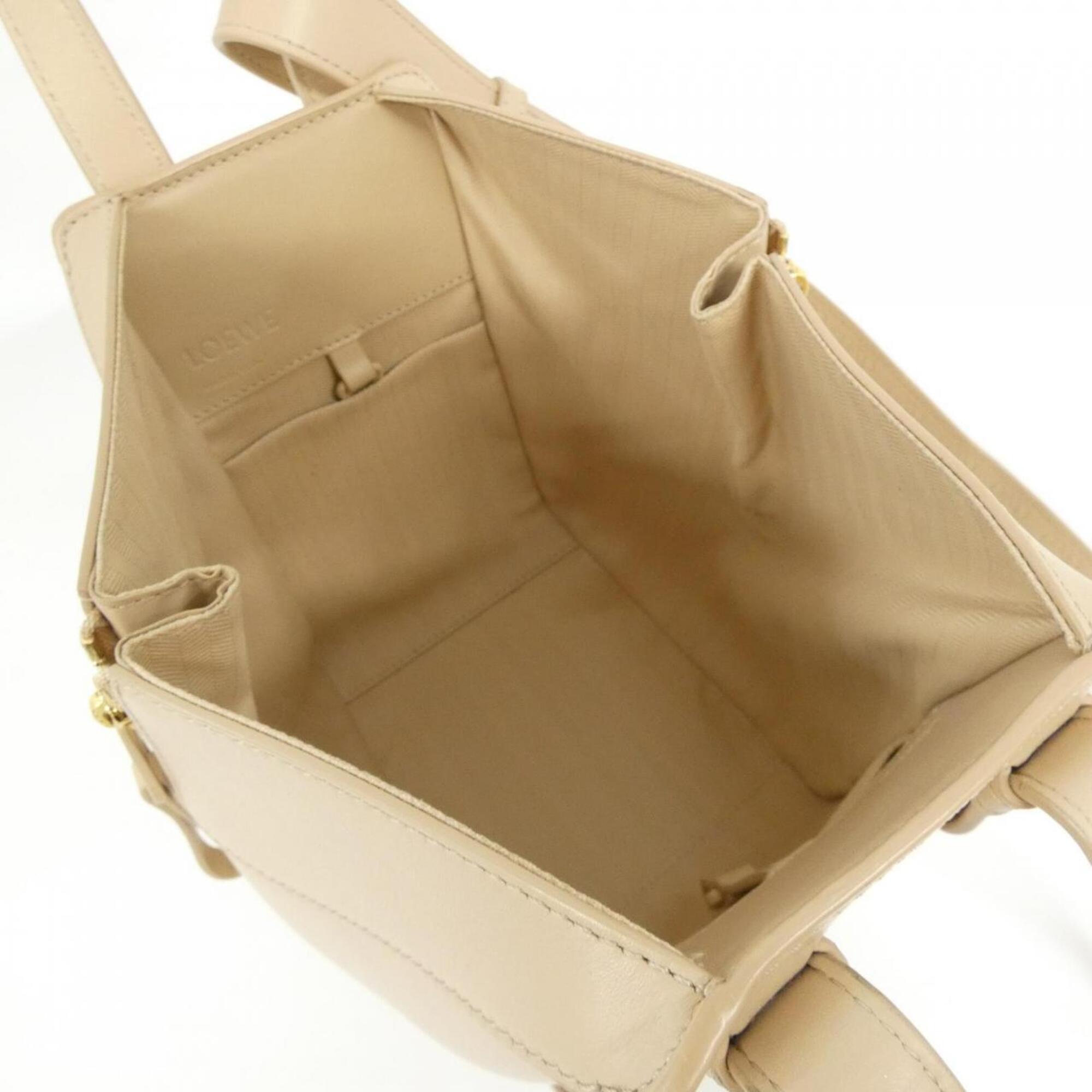 Loewe Beige Leather Shoulder Bag (Pre-Owned)
