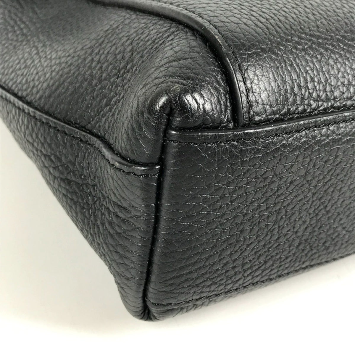 Louis Vuitton Black Leather Briefcase Handbag (Pre-Owned)