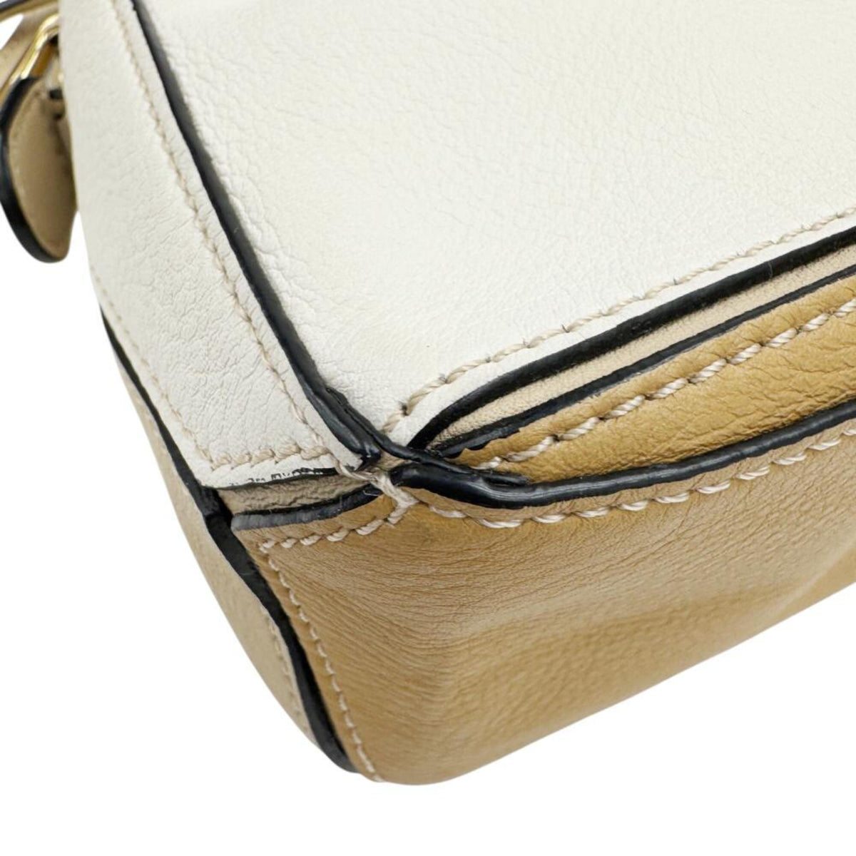 Loewe Beige Leather Handbag Shoulder Bag (Pre-Owned)