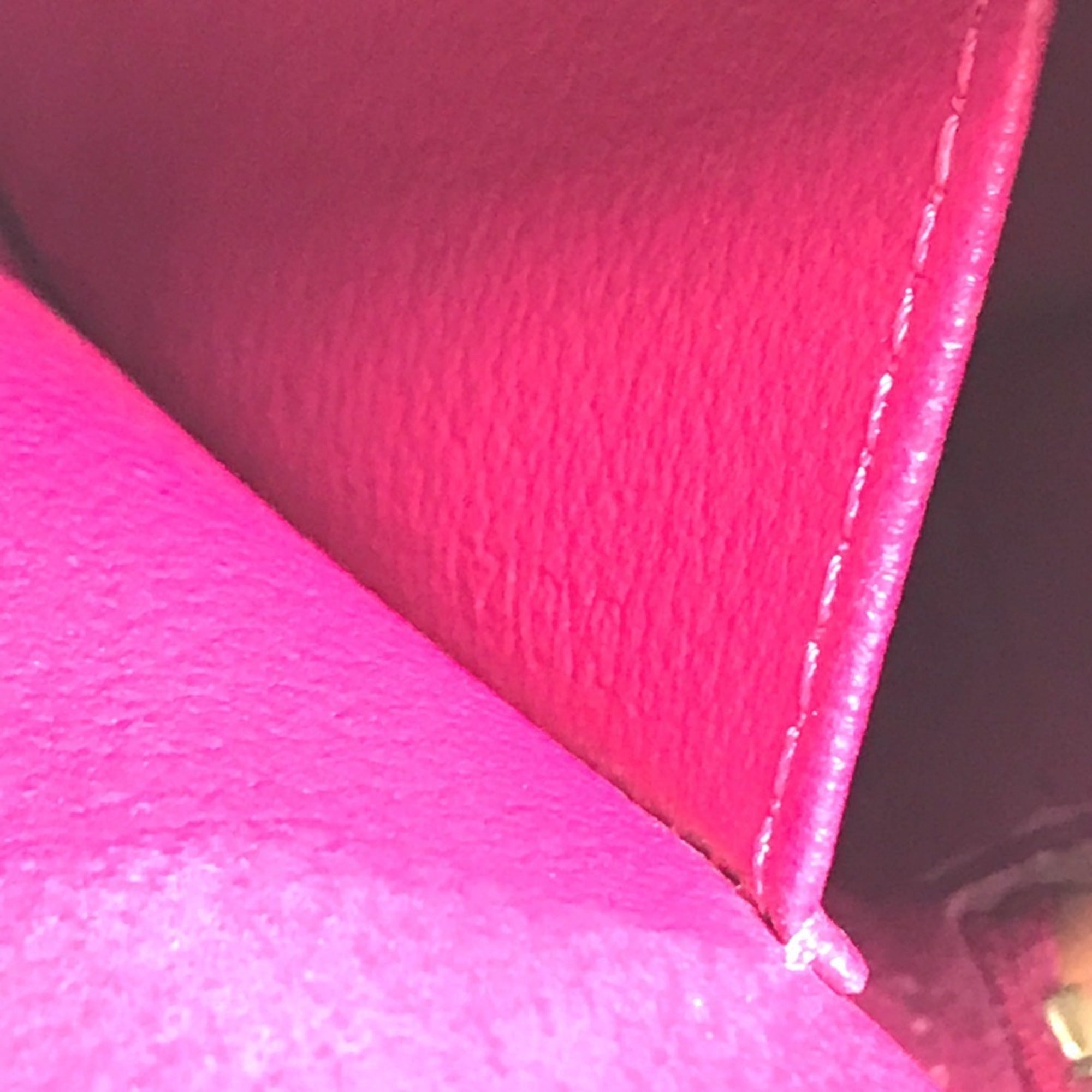 Louis Vuitton Pink Monogram Vernis Pochette Pouch (Pre-Owned)