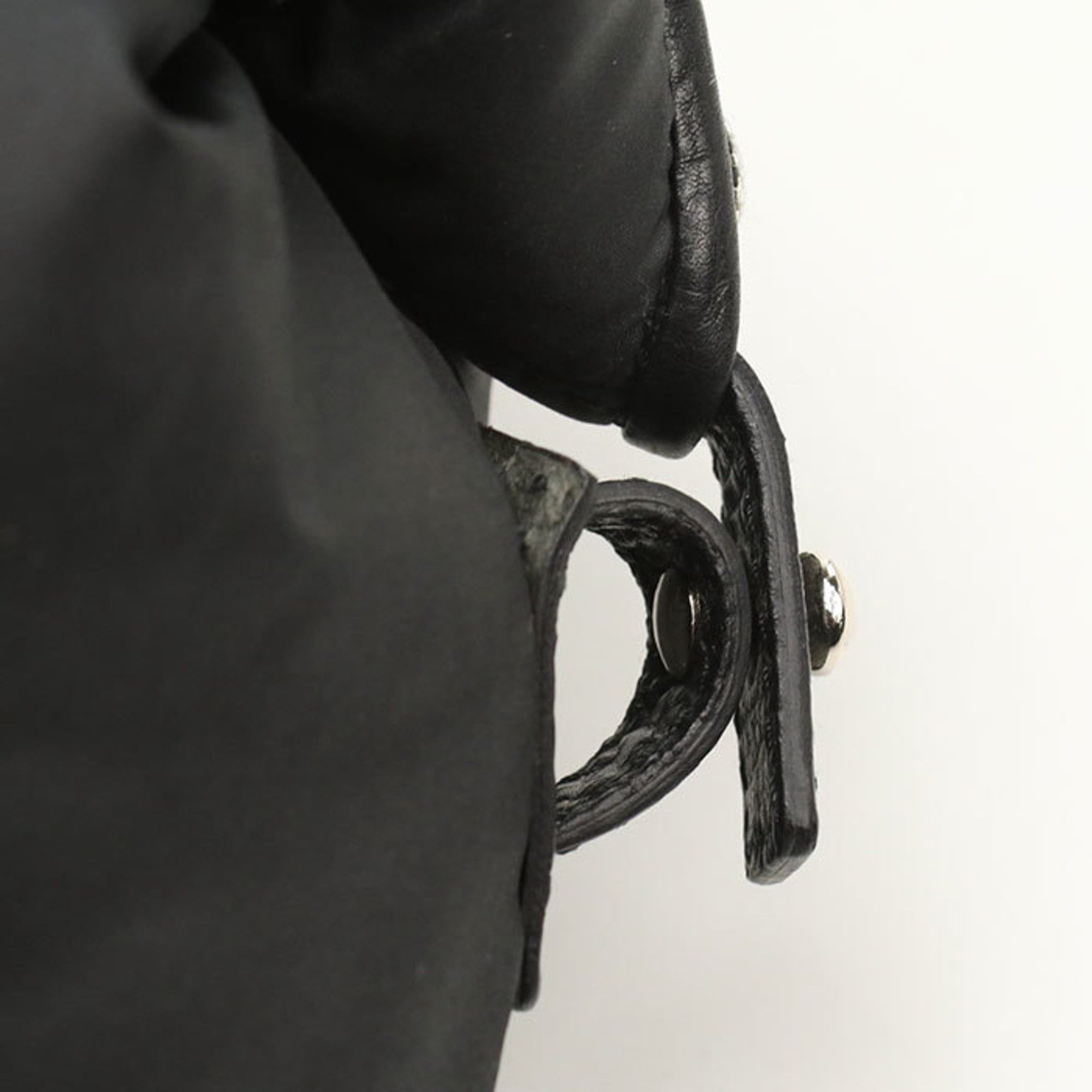 Saint Laurent Black Tote Bag (Pre-Owned)