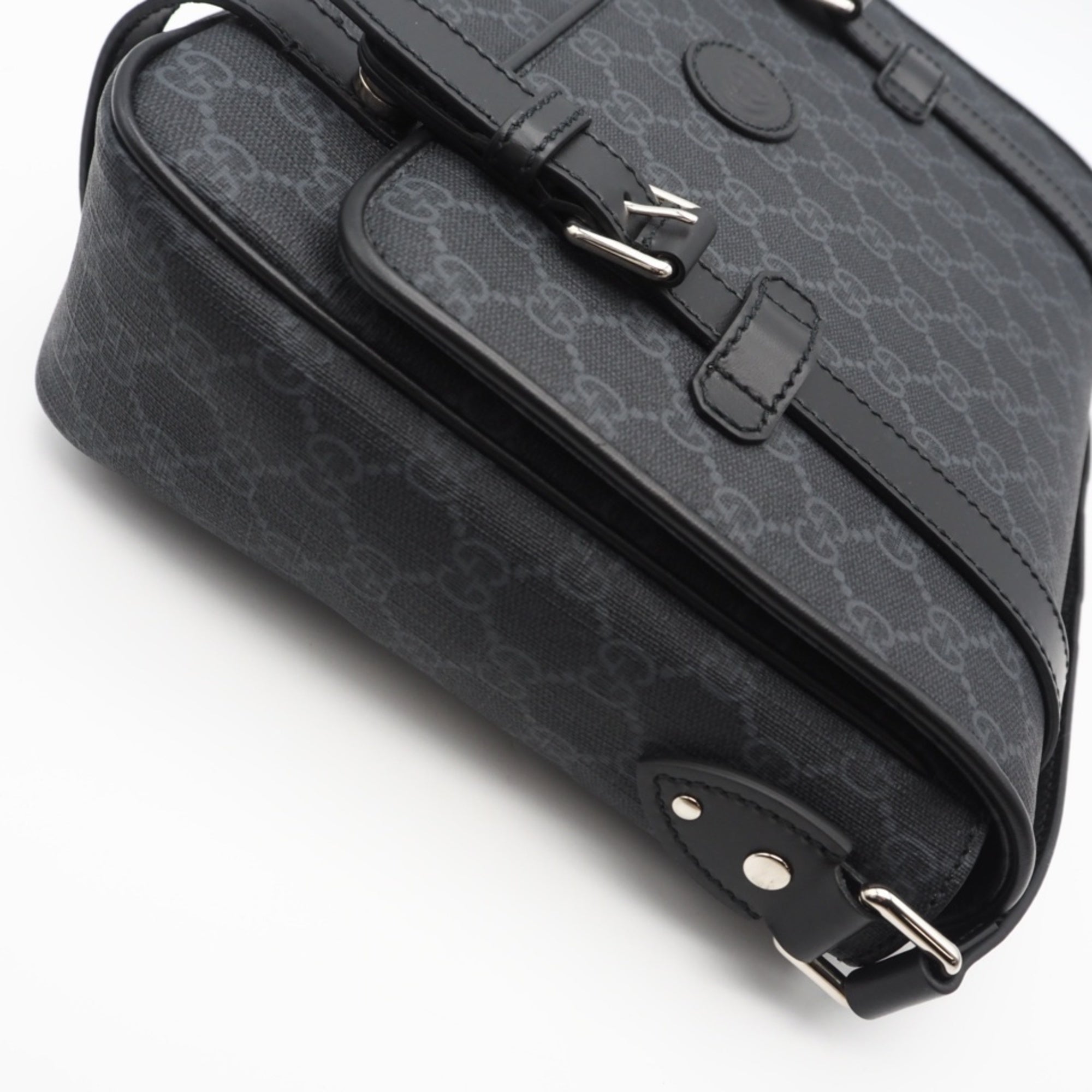 Gucci Black Gray Coated Canvas Messenger Bag Shoulder Bag (Pre-Owned)