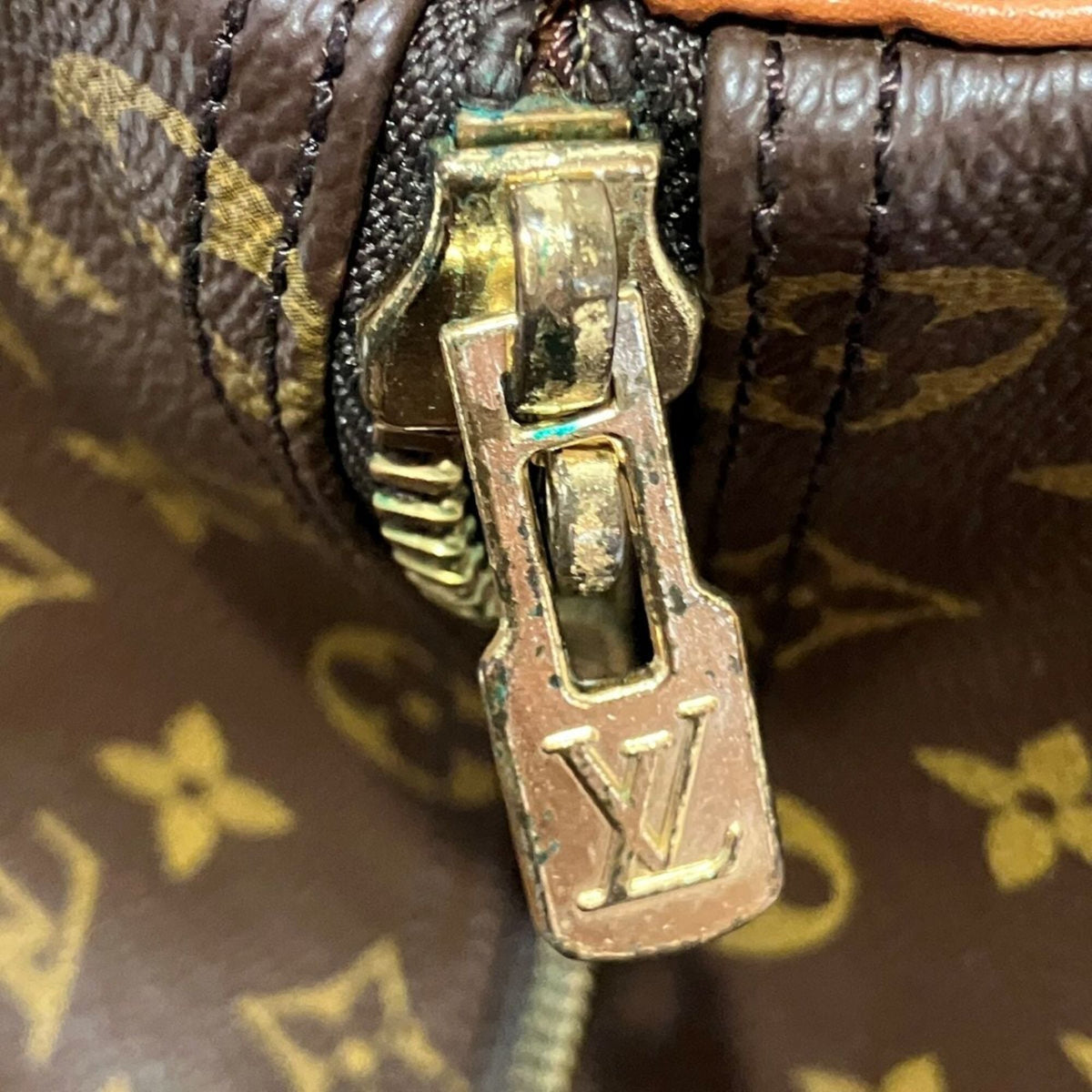 Louis Vuitton Brown Monogram Canvas Boston Bag (Pre-Owned)