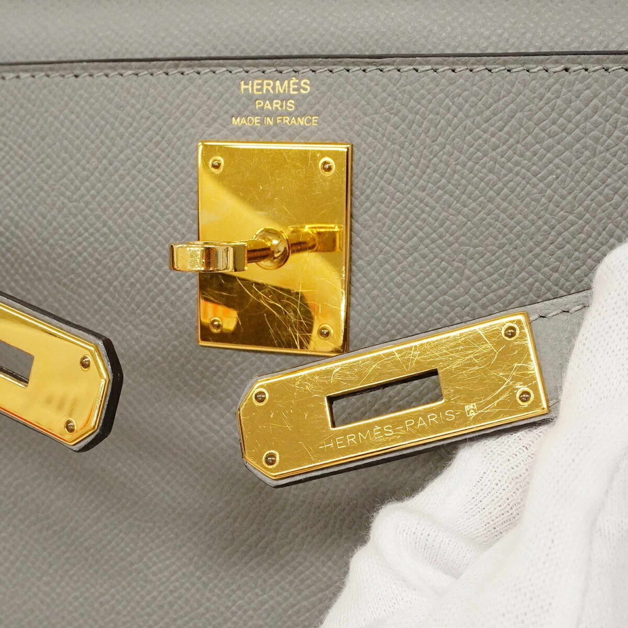 Hermes Gray Leather Handbag (Pre-Owned)
