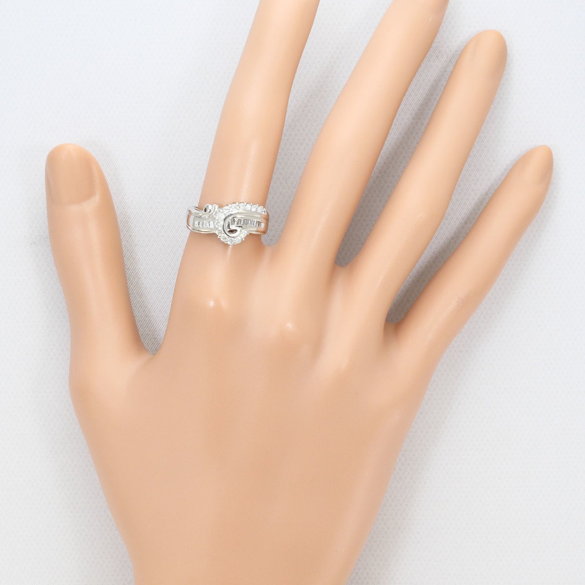 Unbranded Platinum Platinum 900 Band Ring (Pre-Owned)