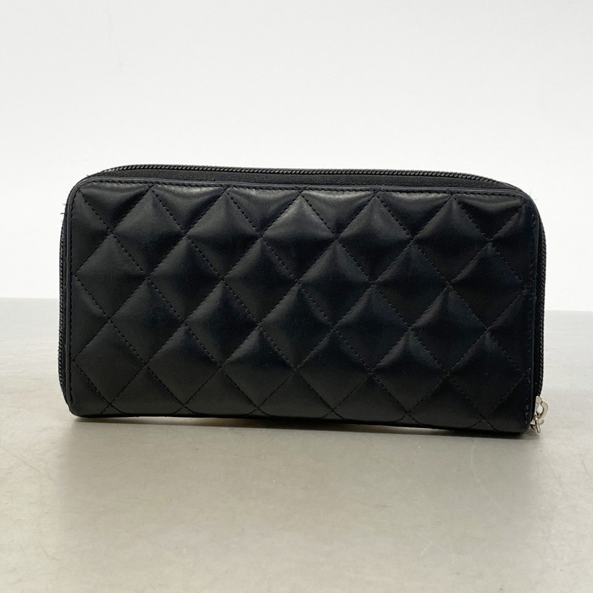Chanel Black Leather Long Wallet (Bi-Fold) (Pre-Owned)
