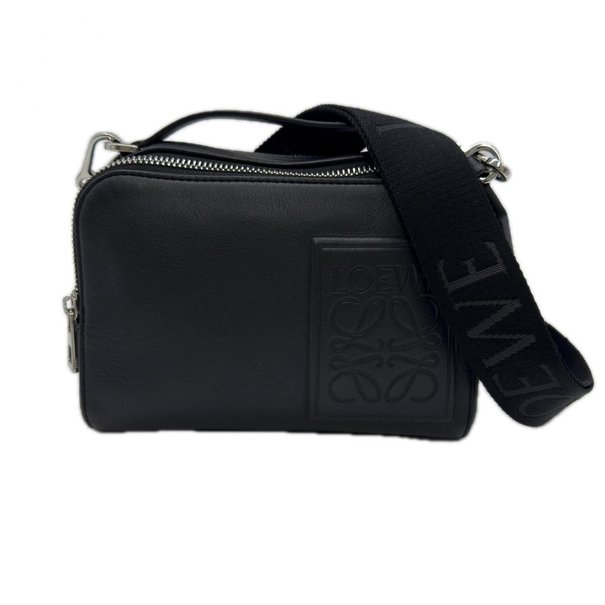 Loewe Black Leather Shoulder Bag (Pre-Owned)