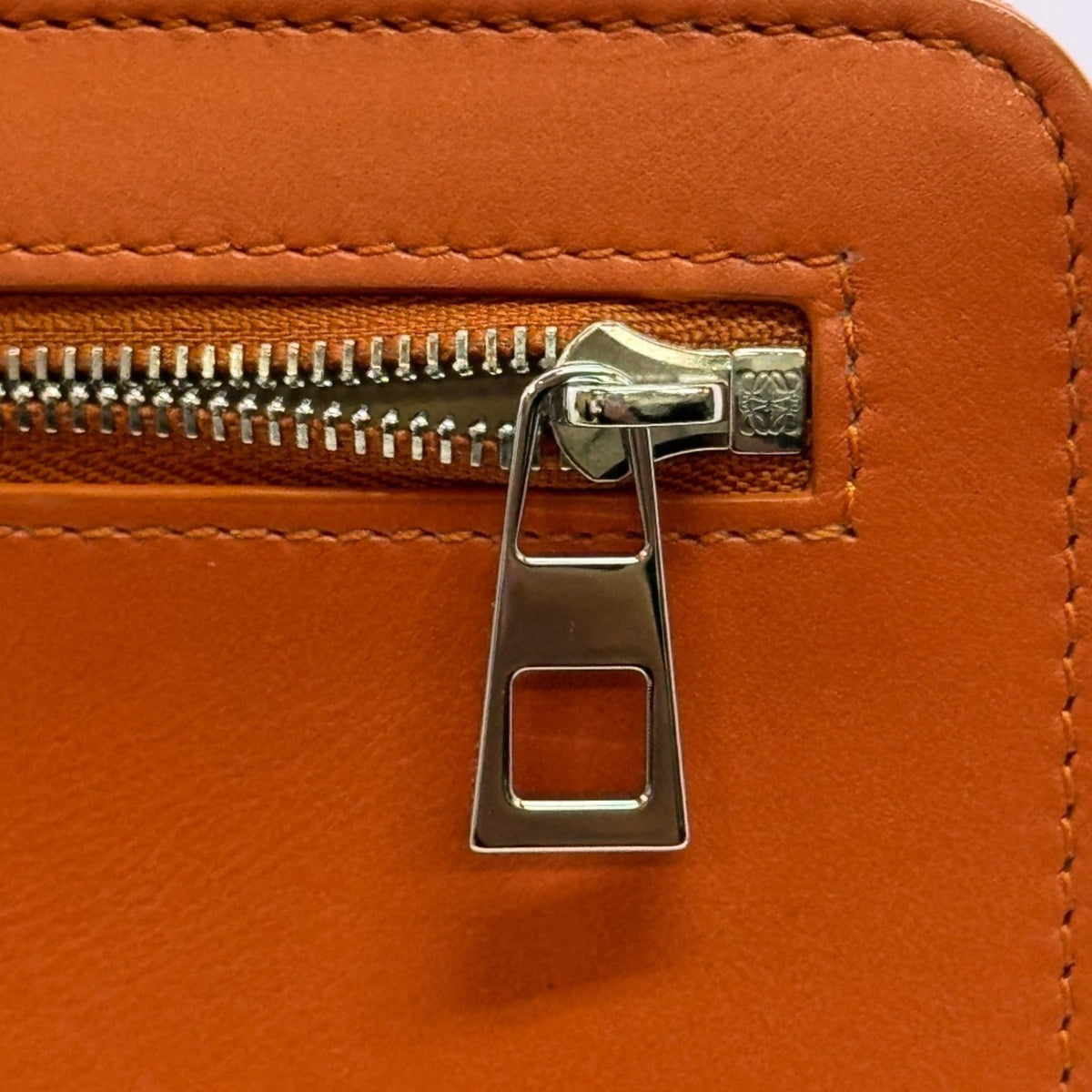Loewe Orange Leather Wallet (Bi-Fold) (Pre-Owned)