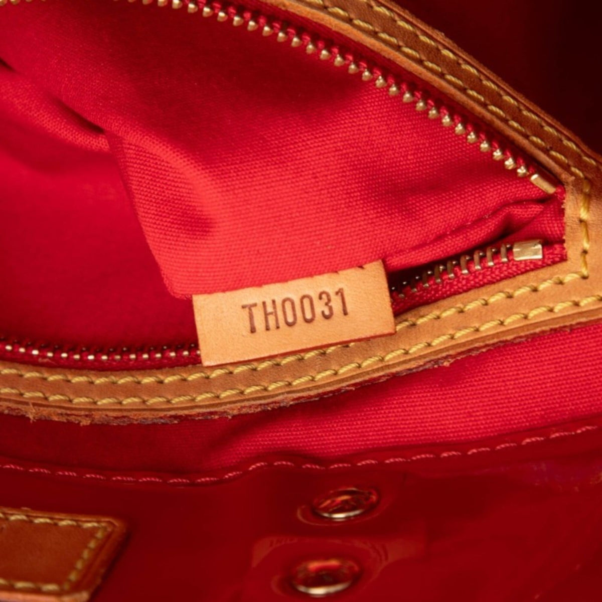 Louis Vuitton Monogram Vernis Rouge Patent Leather Tote Bag (Pre-Owned)