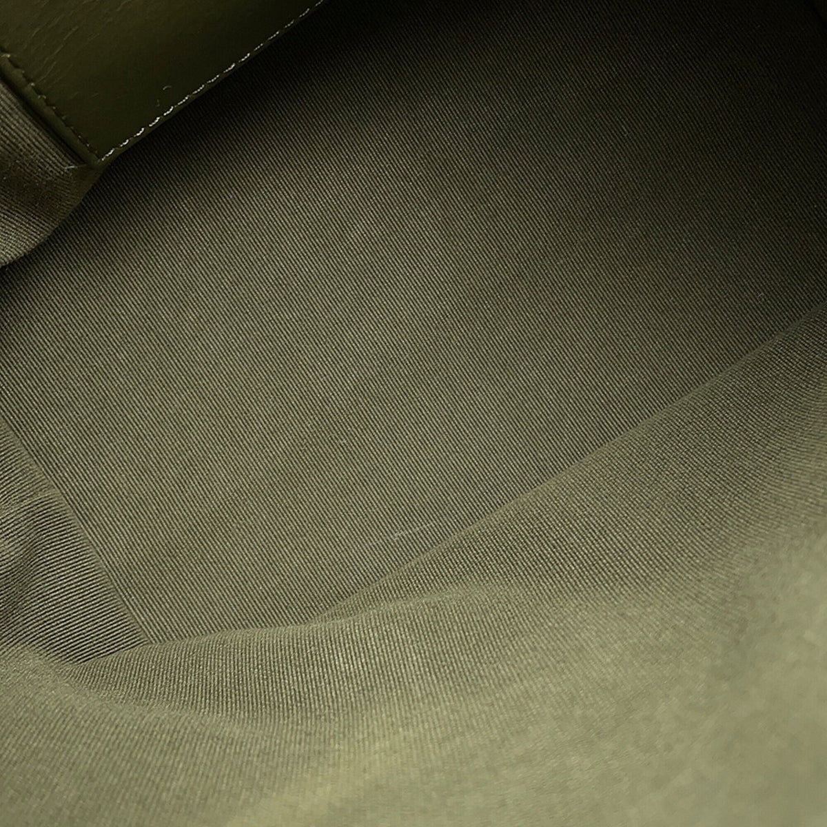 Chanel Matelasse Khaki Leather Handbag (Pre-Owned)