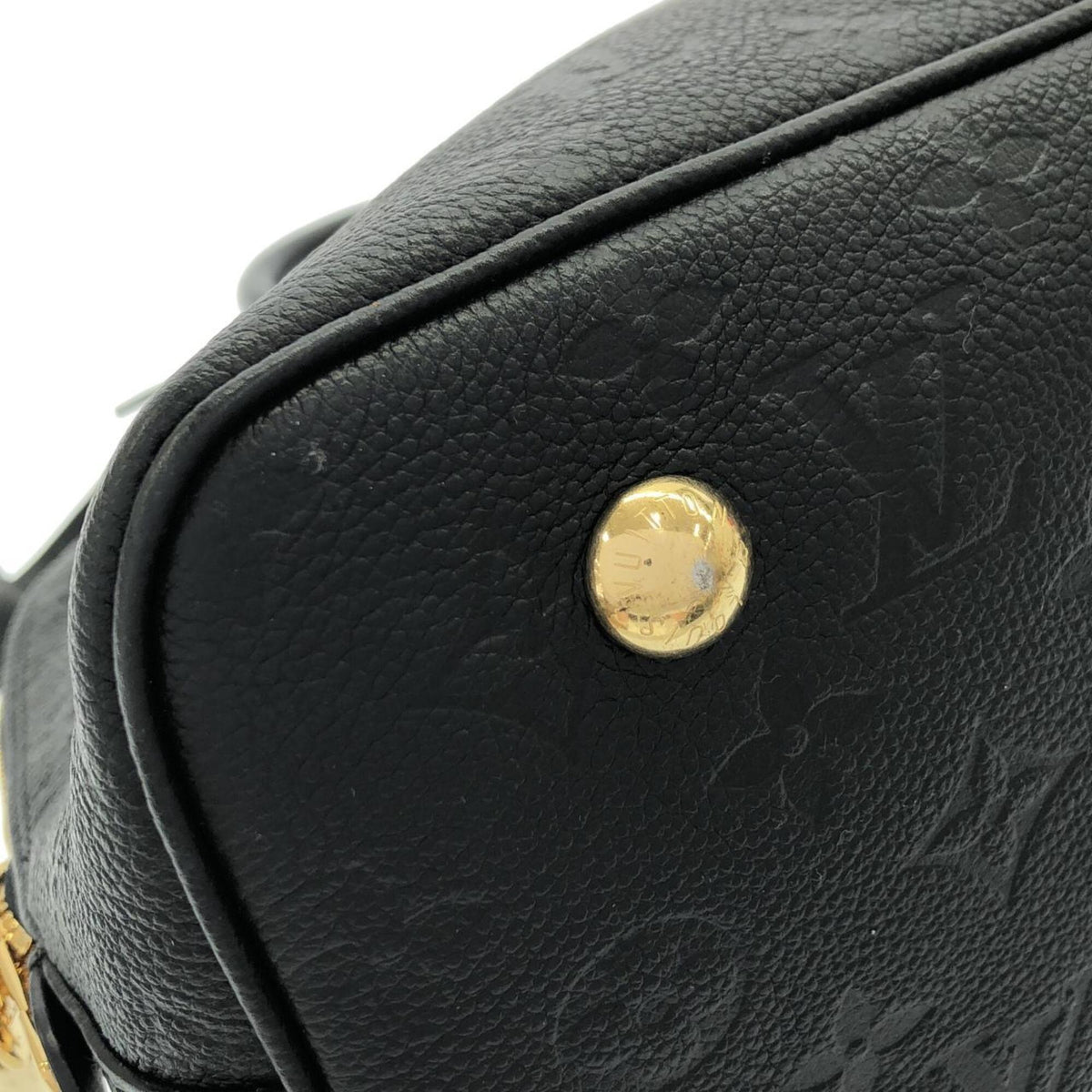 Louis Vuitton Black Leather Handbag (Pre-Owned)