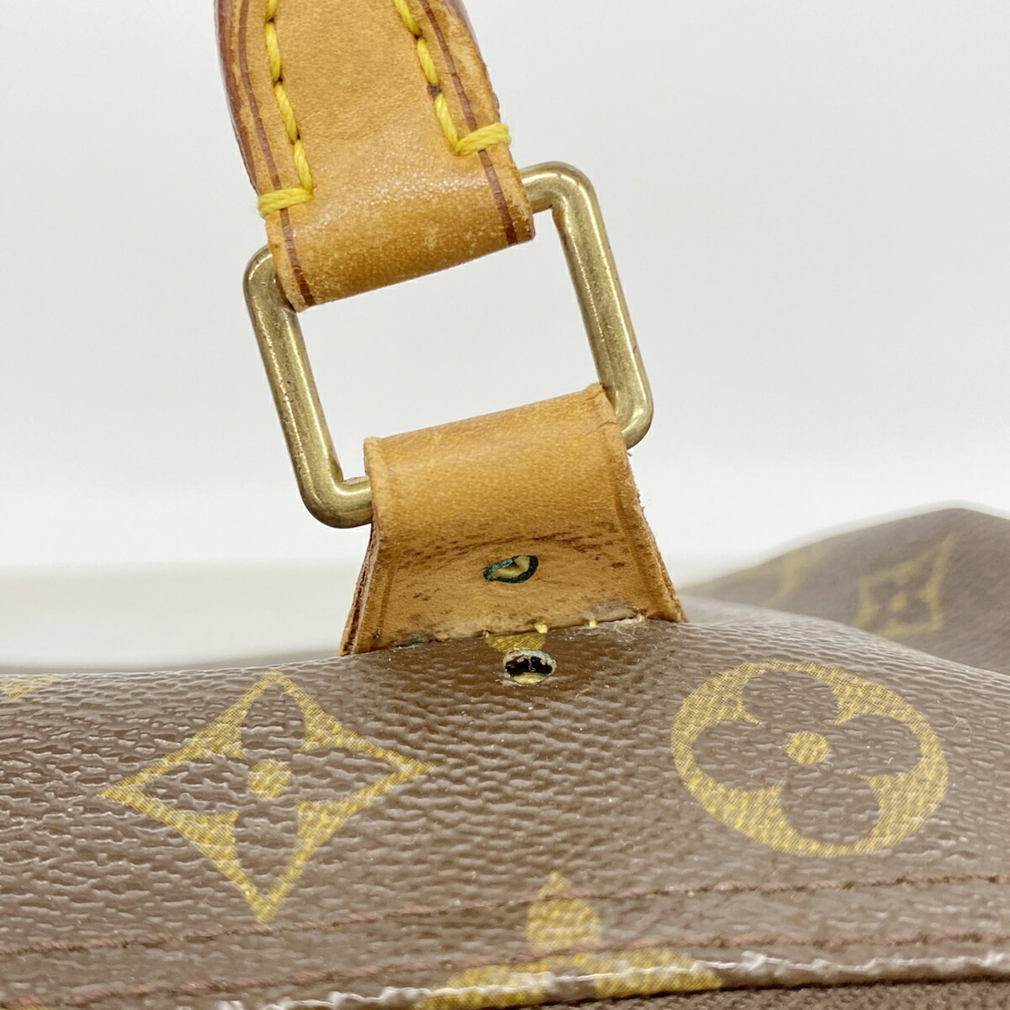 Louis Vuitton Brown Handbag (Pre-Owned)