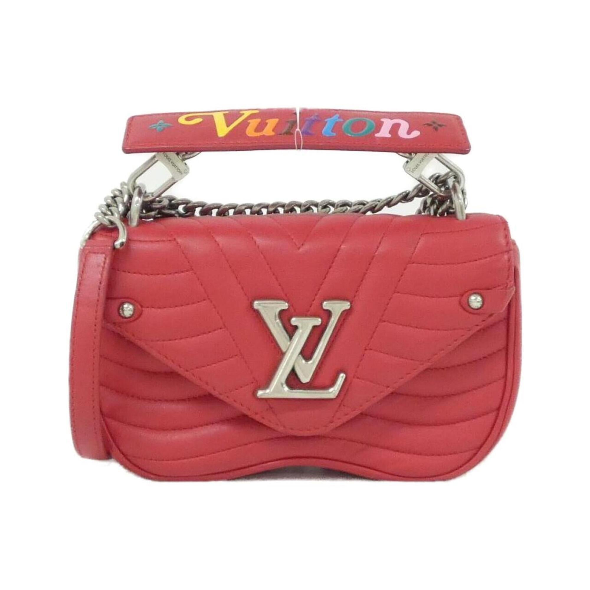 Louis Vuitton Rouge Leather Shoulder Bag (Pre-Owned)