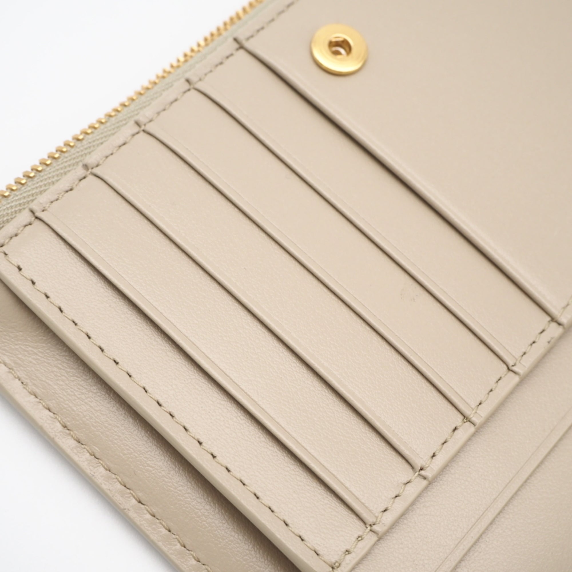 Bottega Veneta Intrecciato Beige Leather Wallet (Bi-Fold) (Pre-Owned)