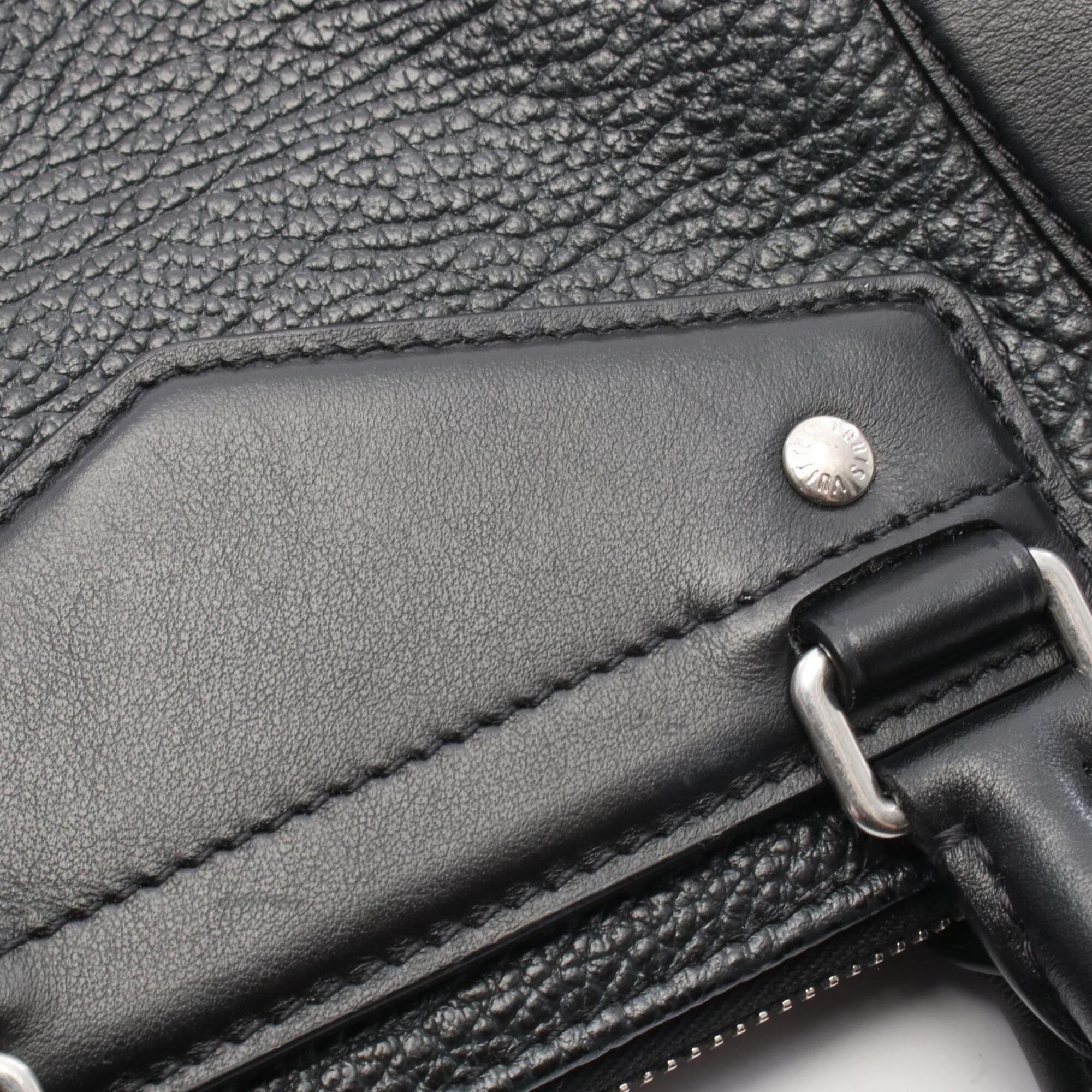 Louis Vuitton Black Leather Handbag (Pre-Owned)