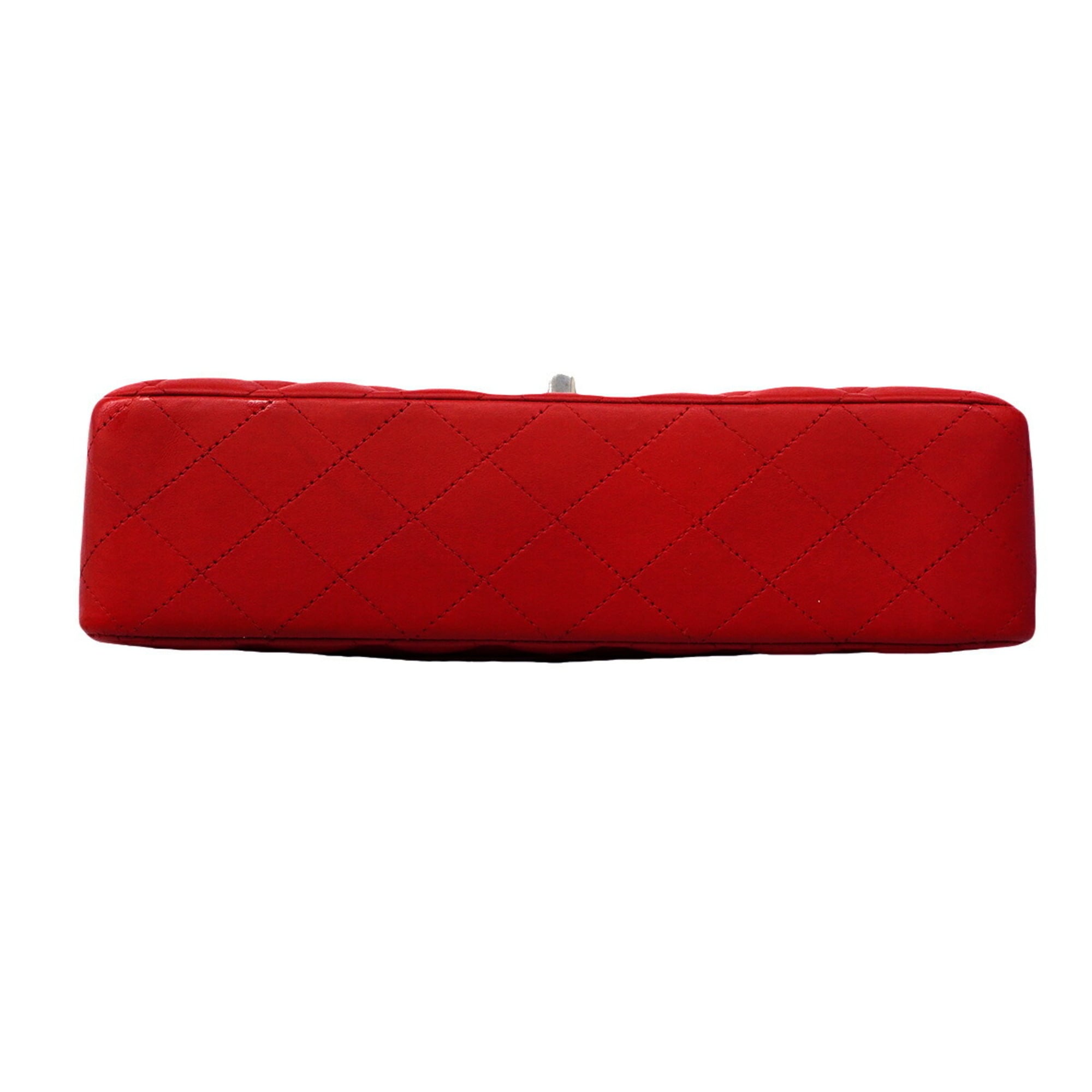 Chanel Red Color Leather Shoulder Bag (Pre-Owned)