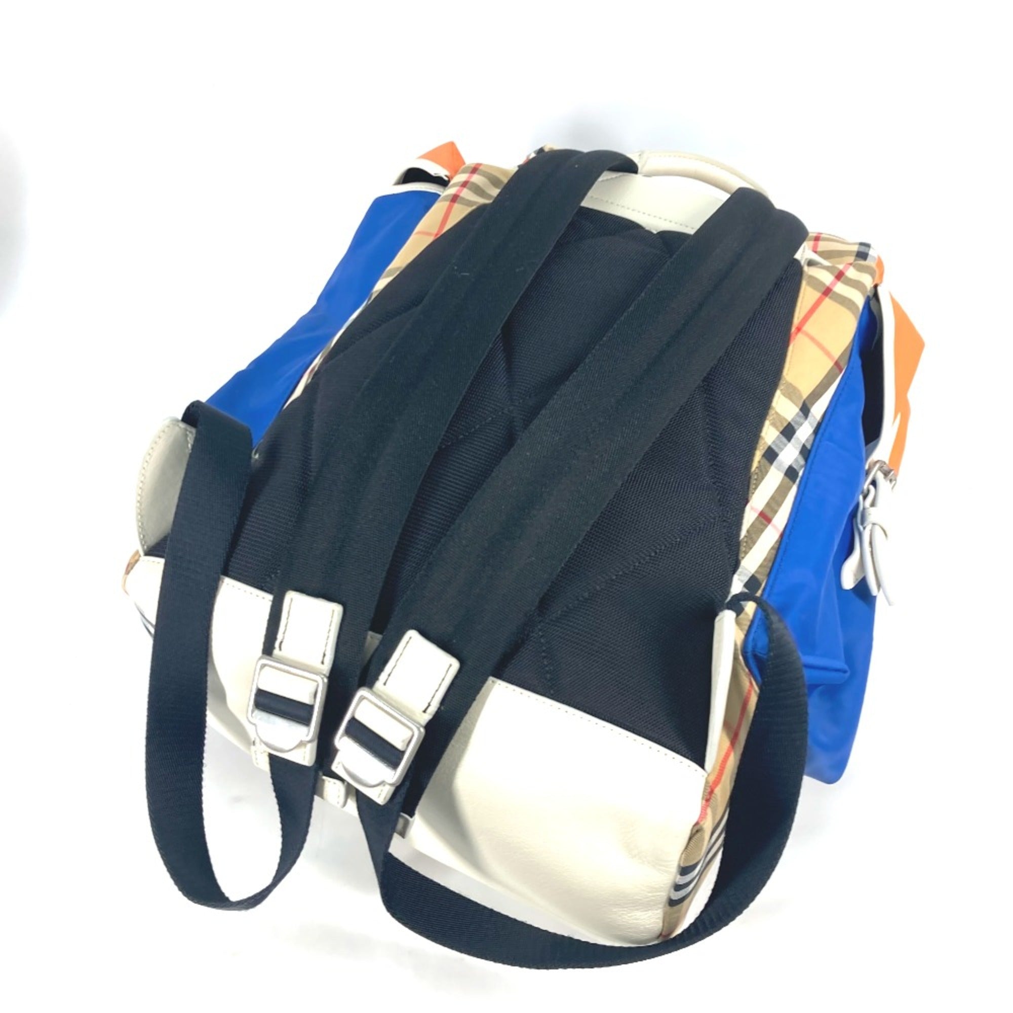 Burberry Beige Leather Backpack (Pre-Owned)