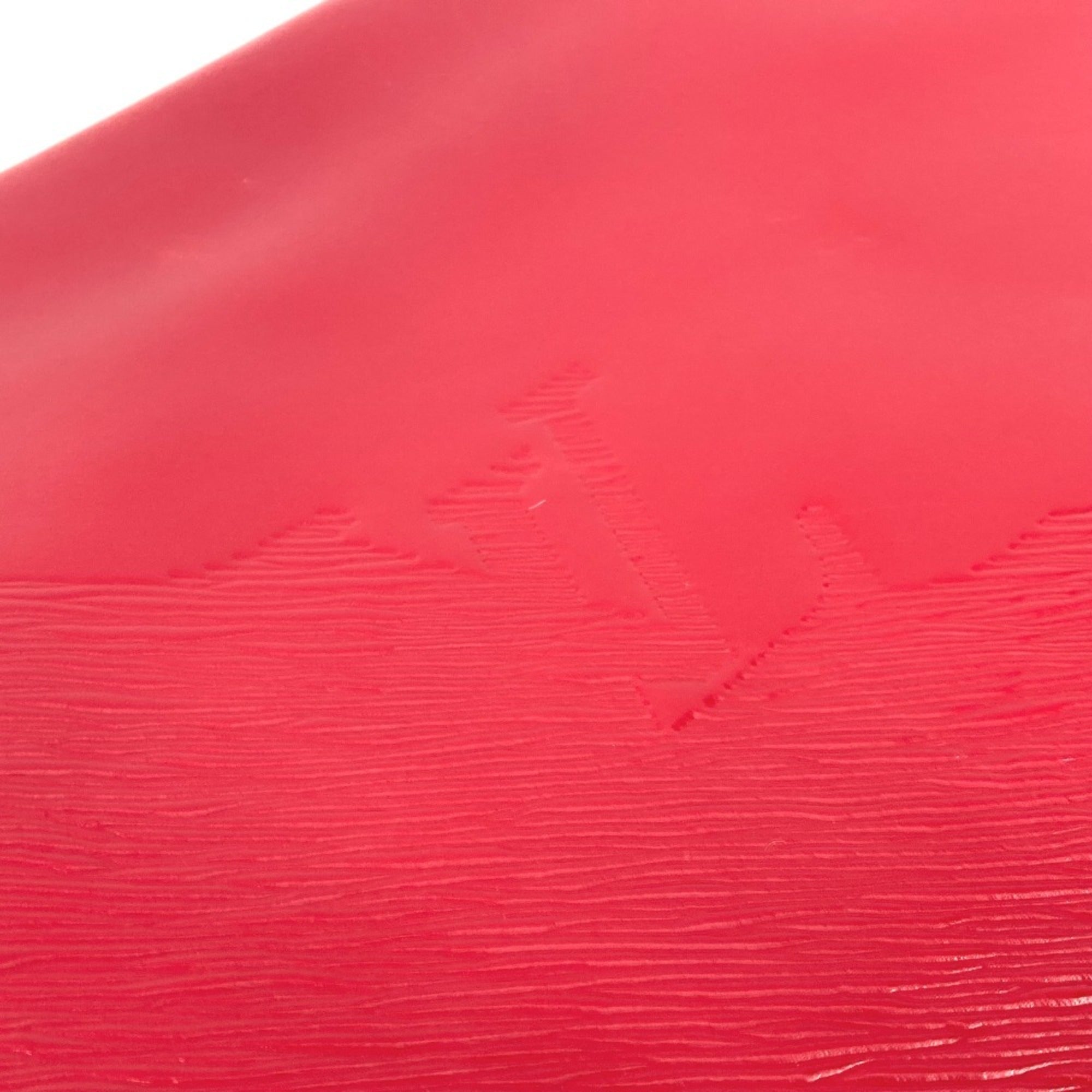 Louis Vuitton Opera Red Color Leather Shoulder Bag (Pre-Owned)