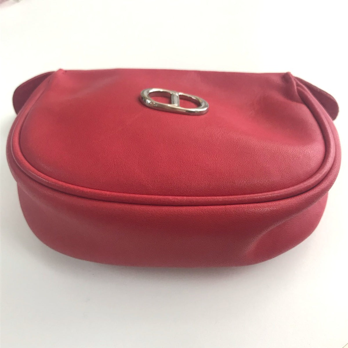 Christian Dior Red Leather Shoulder Bag (Pre-Owned)