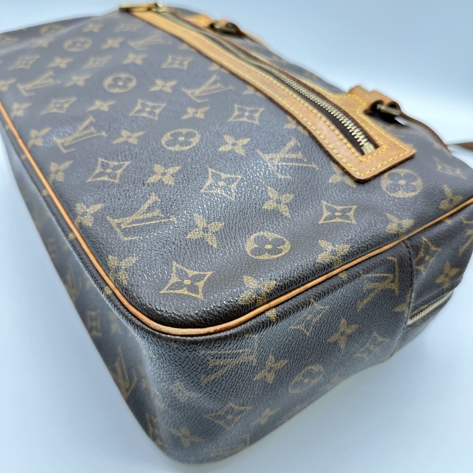 Louis Vuitton Brown Monogram Monogram Shoulder Bag Tote Bag (Pre-Owned)