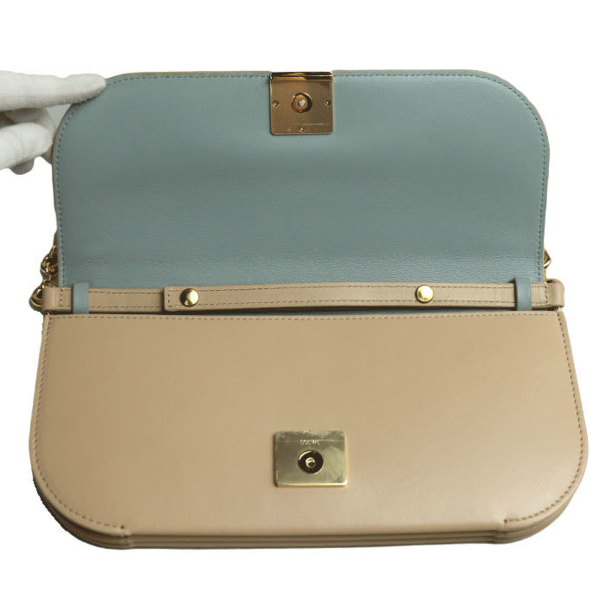 Loewe Beige Leather Clutch Bag (Pre-Owned)