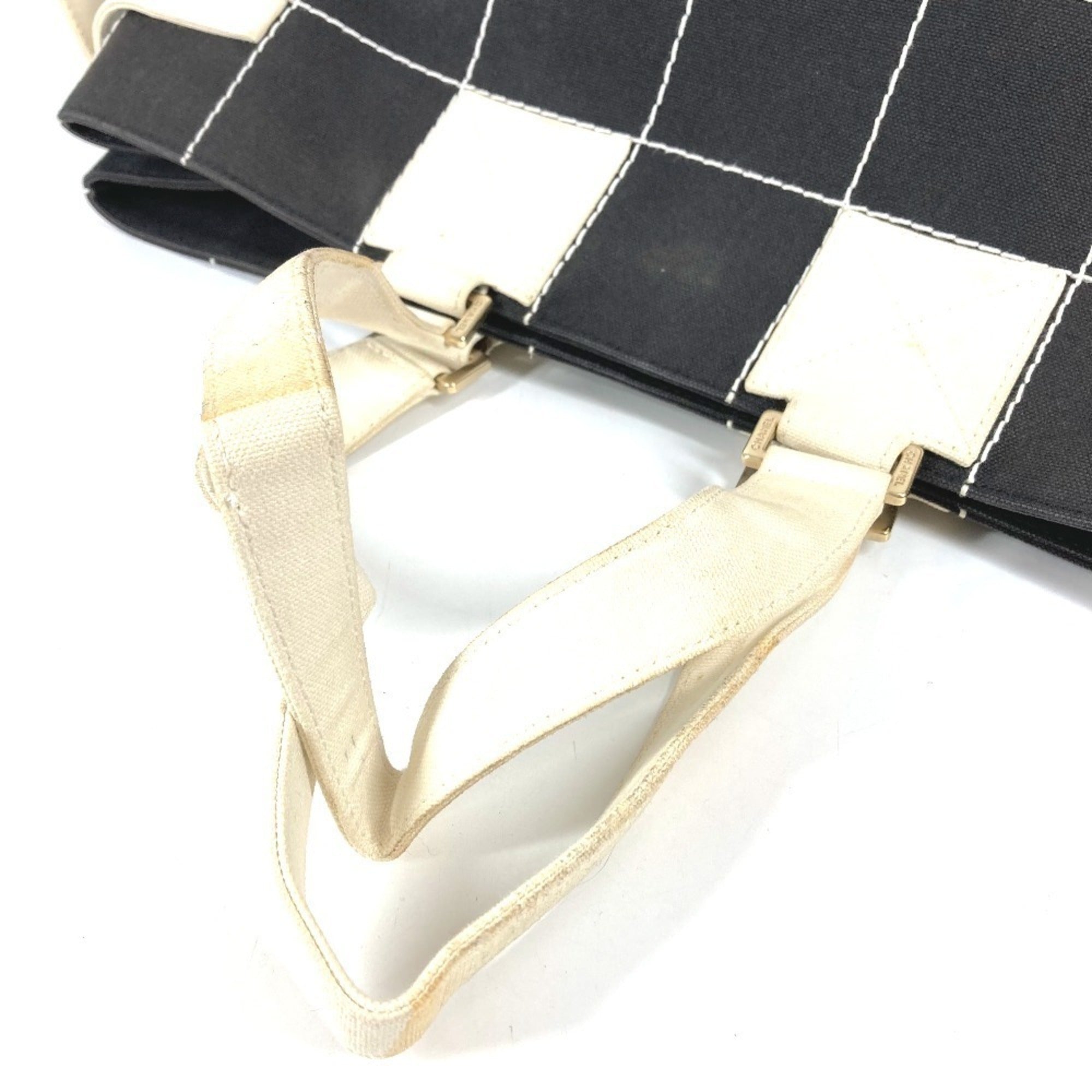 Chanel Black White Canvas Handbag Shoulder Bag Tote Bag (Pre-Owned)