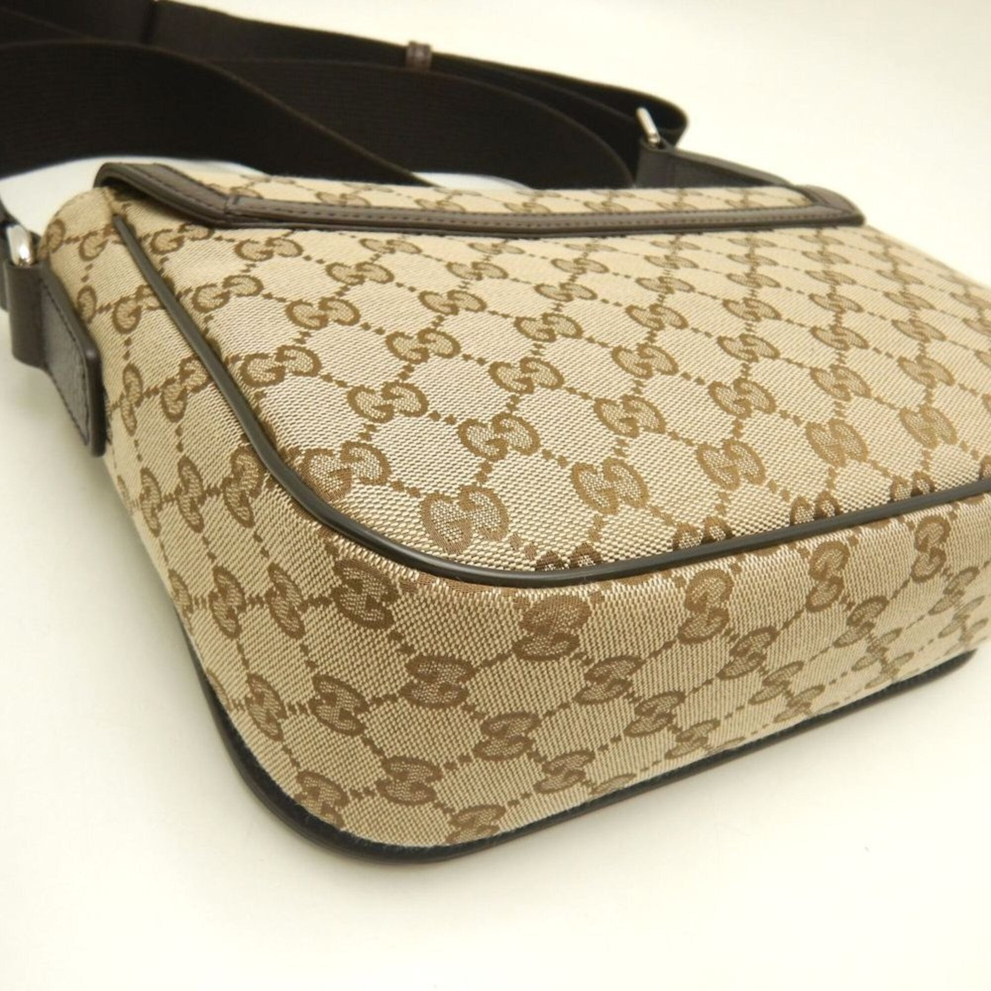 Gucci Gg Canvas Beige Dark Brown Gg Canvas Leather Messenger Bag Shoulder Bag (Pre-Owned)