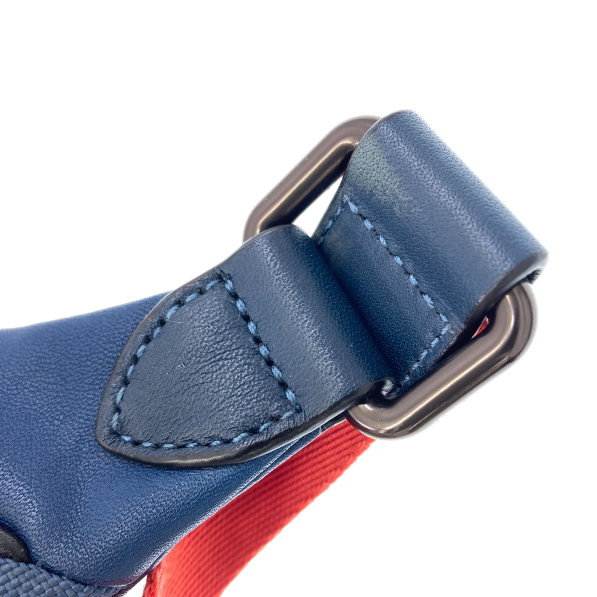 Coach Blue Leather Sling Bag (Pre-Owned)