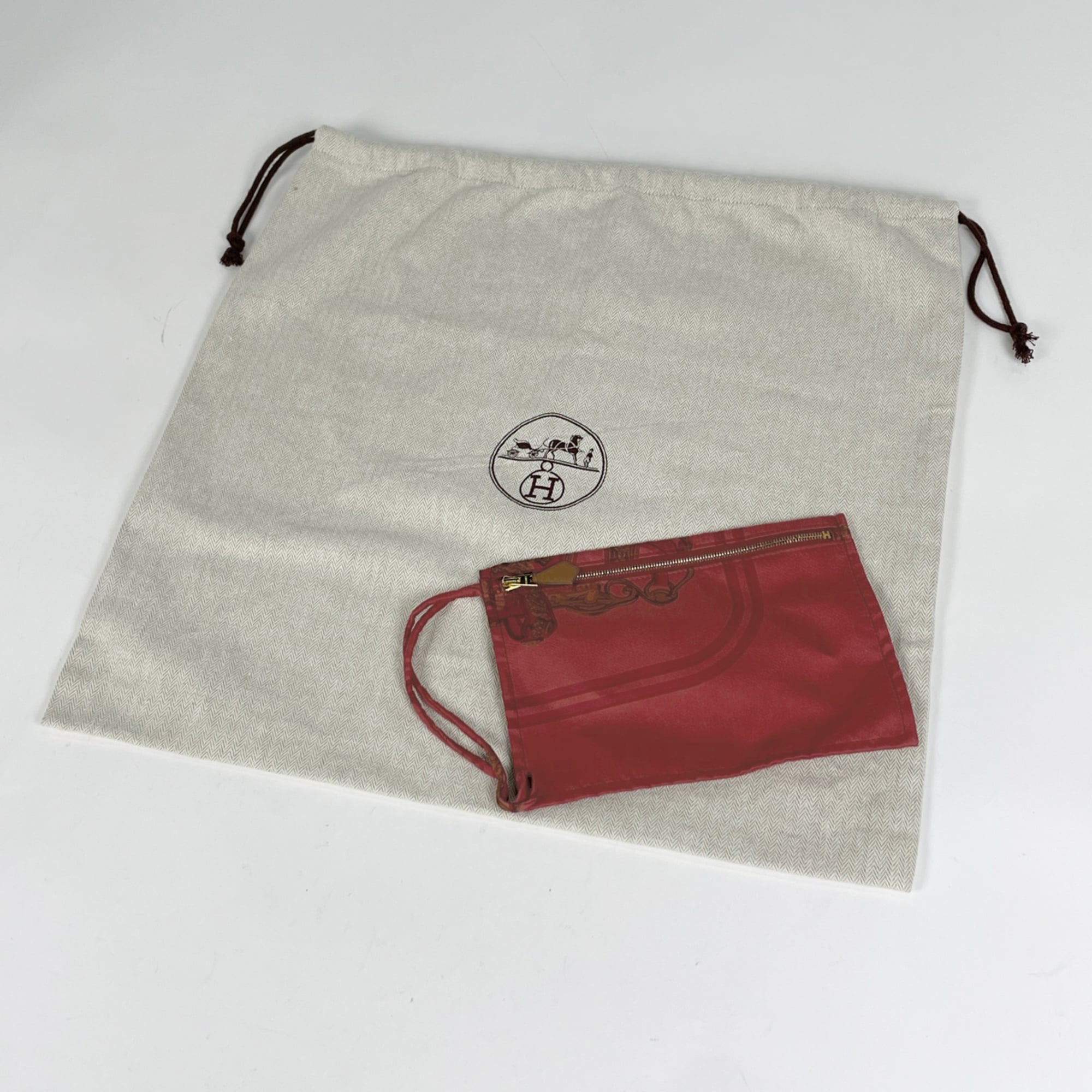 Hermes Red Brown Silk Leather Pouch Shoulder Bag (Pre-Owned)