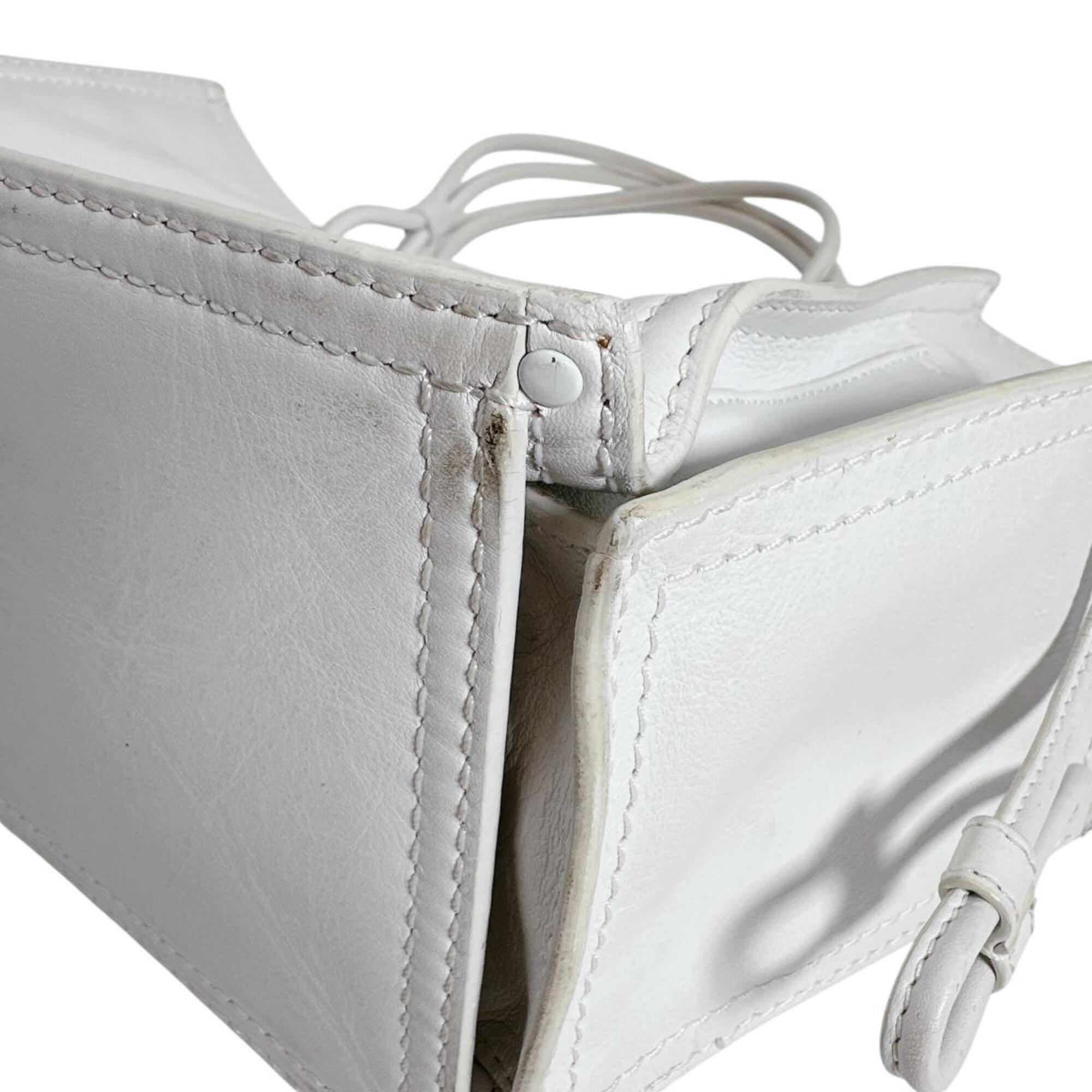 Loewe White Leather Shoulder Bag Tote Bag (Pre-Owned)
