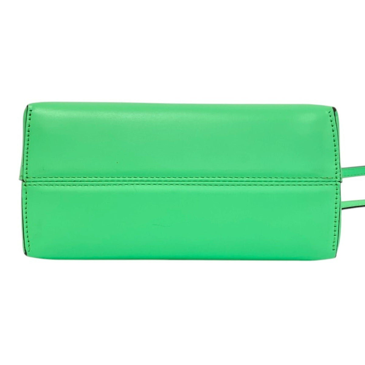 Fendi Light Green Leather Shoulder Bag (Pre-Owned)