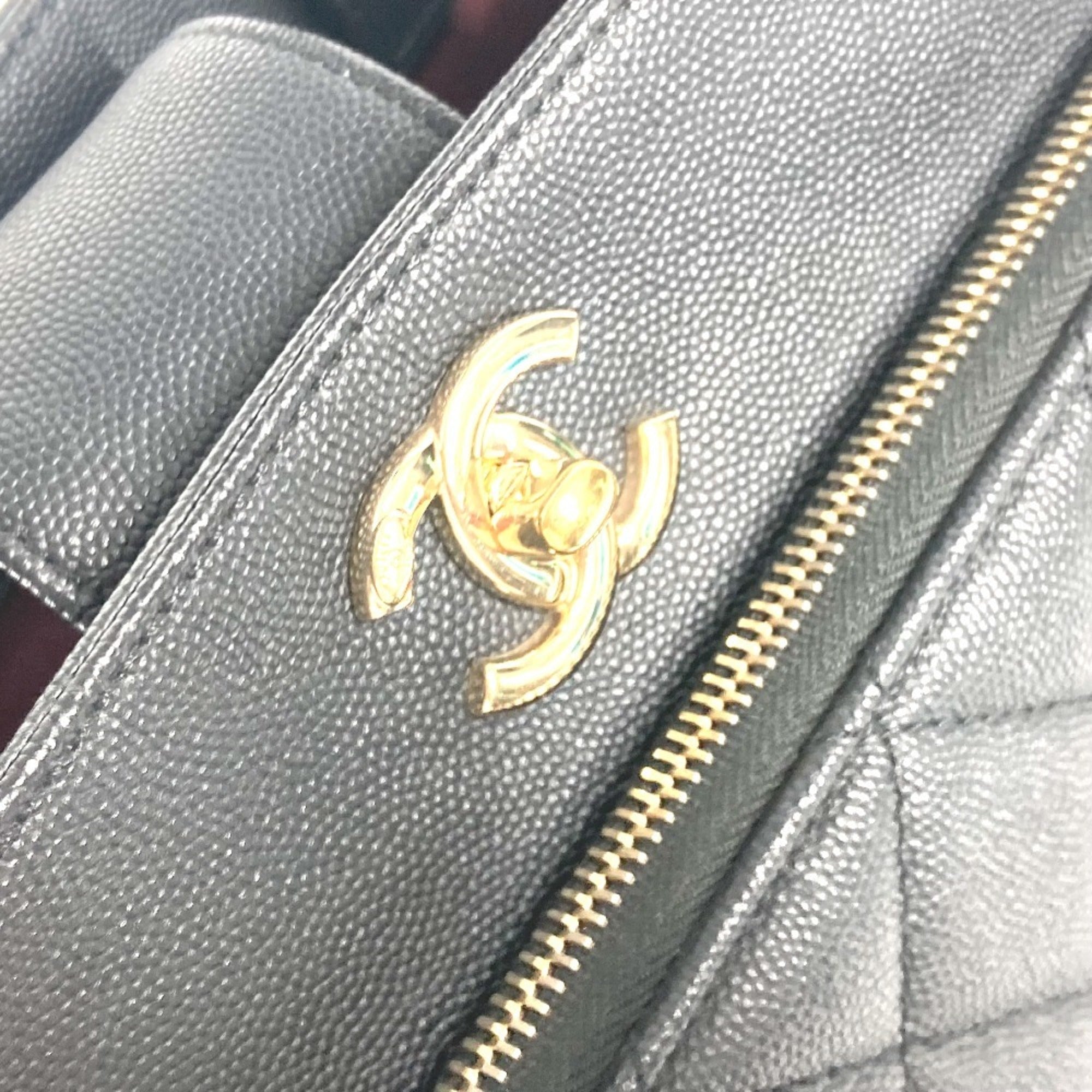 Chanel Black Grained Calfskin Shoulder Bag Tote Bag (Pre-Owned)
