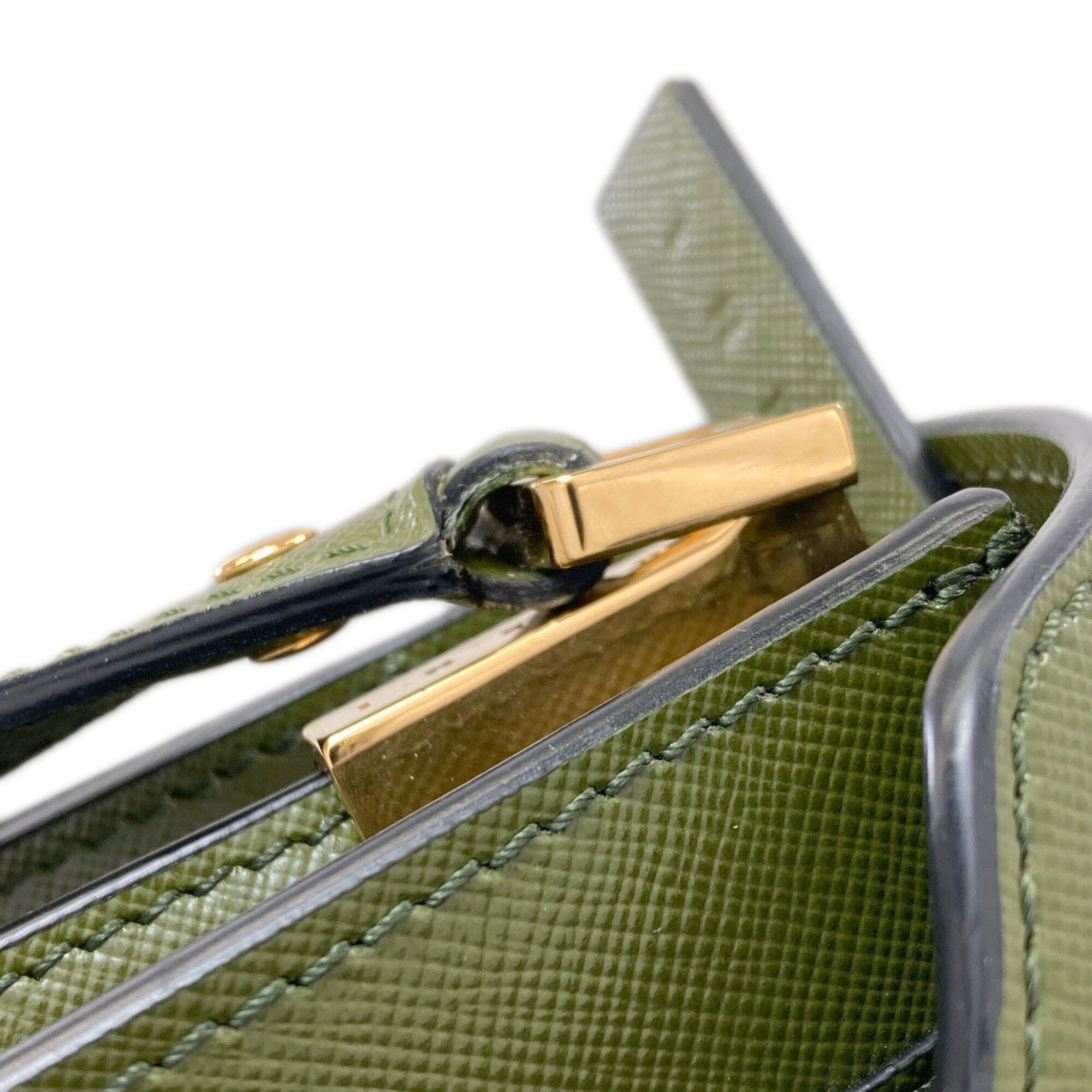 Marni Khaki Leather Shoulder Bag (Pre-Owned)