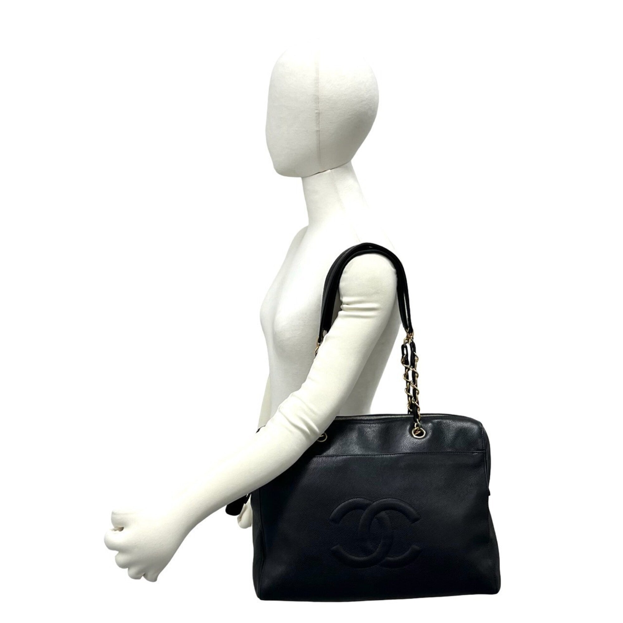 Chanel Black Grained Calfskin Tote Bag (Pre-Owned)