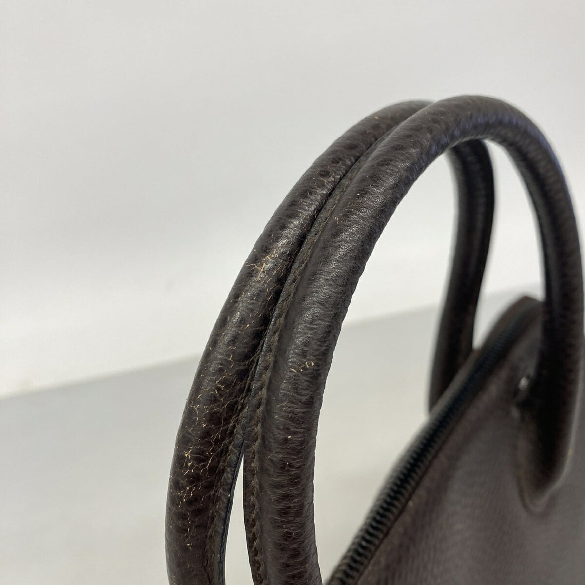 Salvatore Ferragamo Brown Leather Handbag (Pre-Owned)