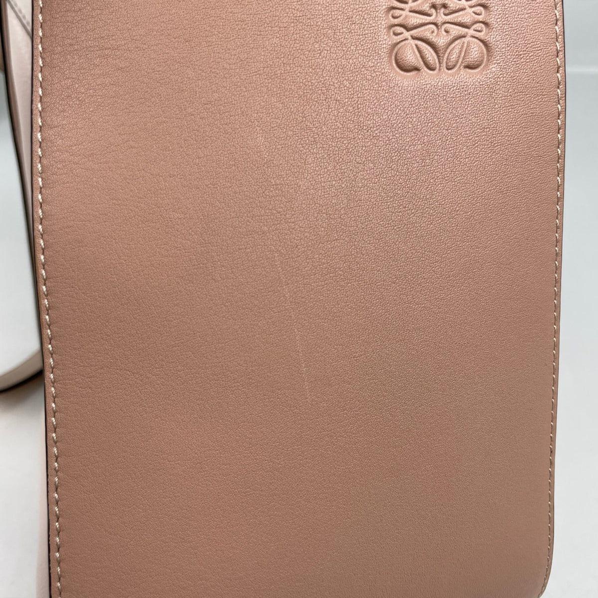 Loewe Pink Pink Beige Leather Shoulder Bag (Pre-Owned)