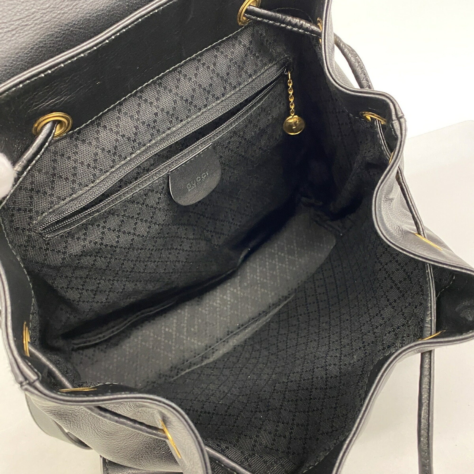 Gucci Black Leather Backpack (Pre-Owned)