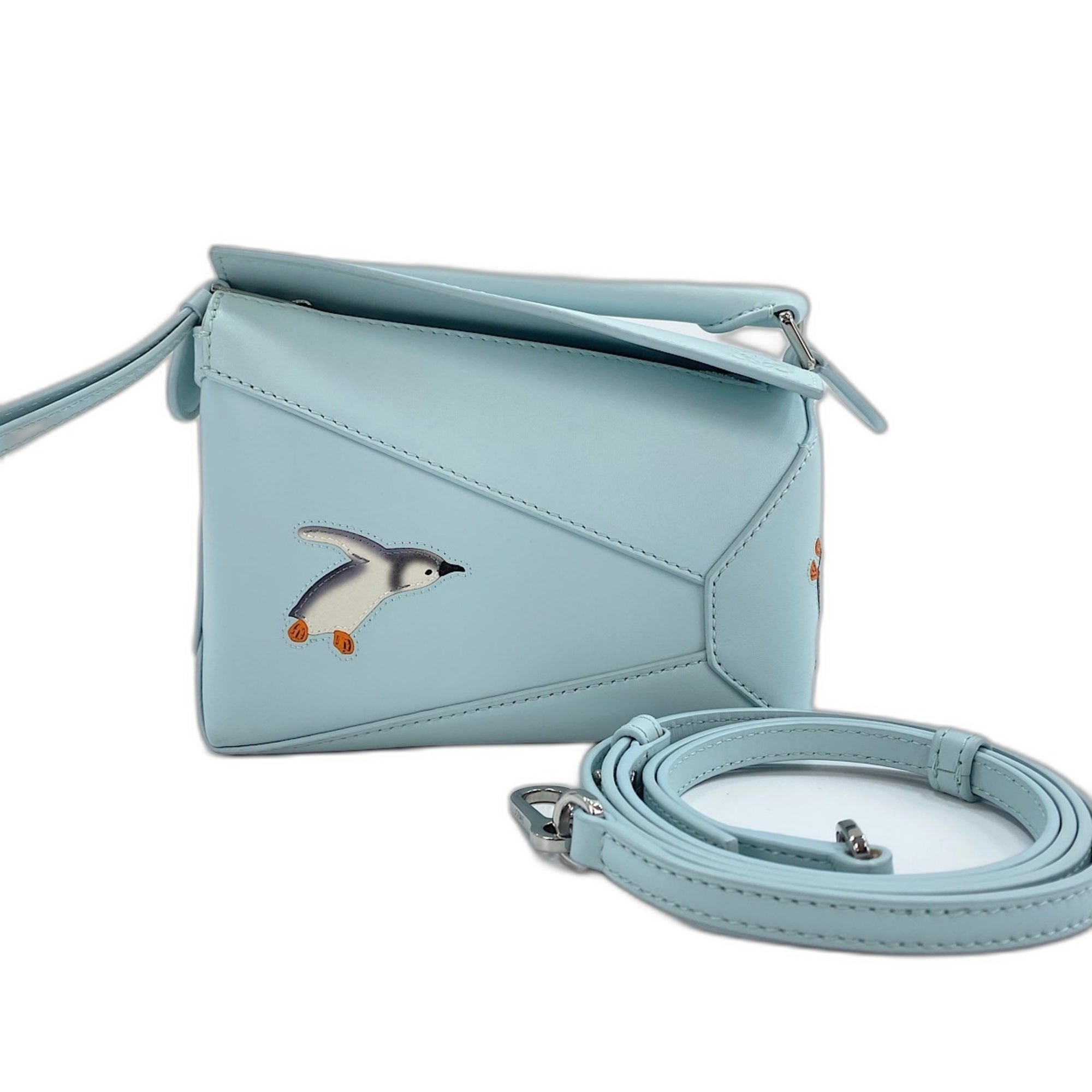 Loewe Blue Leather Handbag (Pre-Owned)