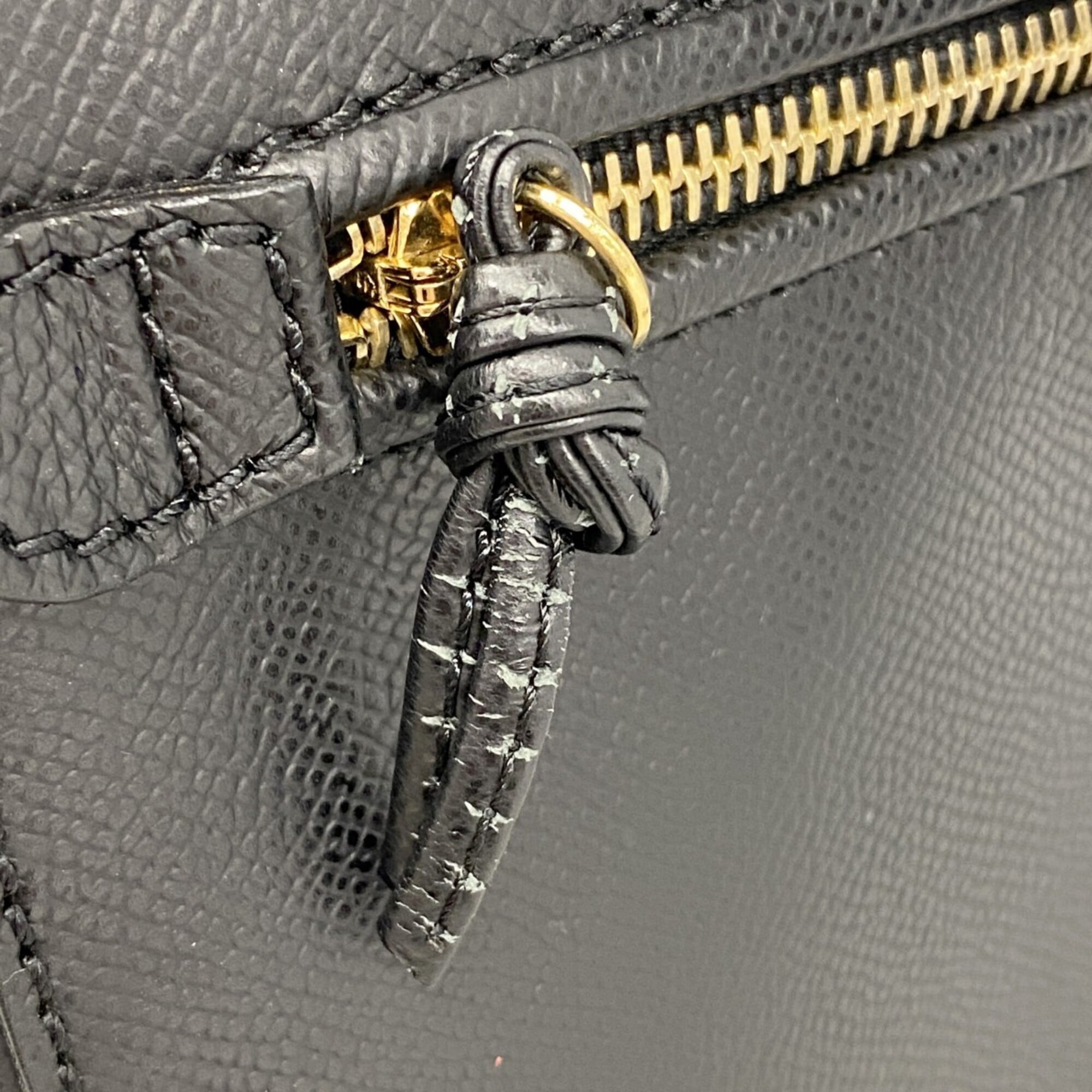 Chanel Black Leather Tote Bag (Pre-Owned)