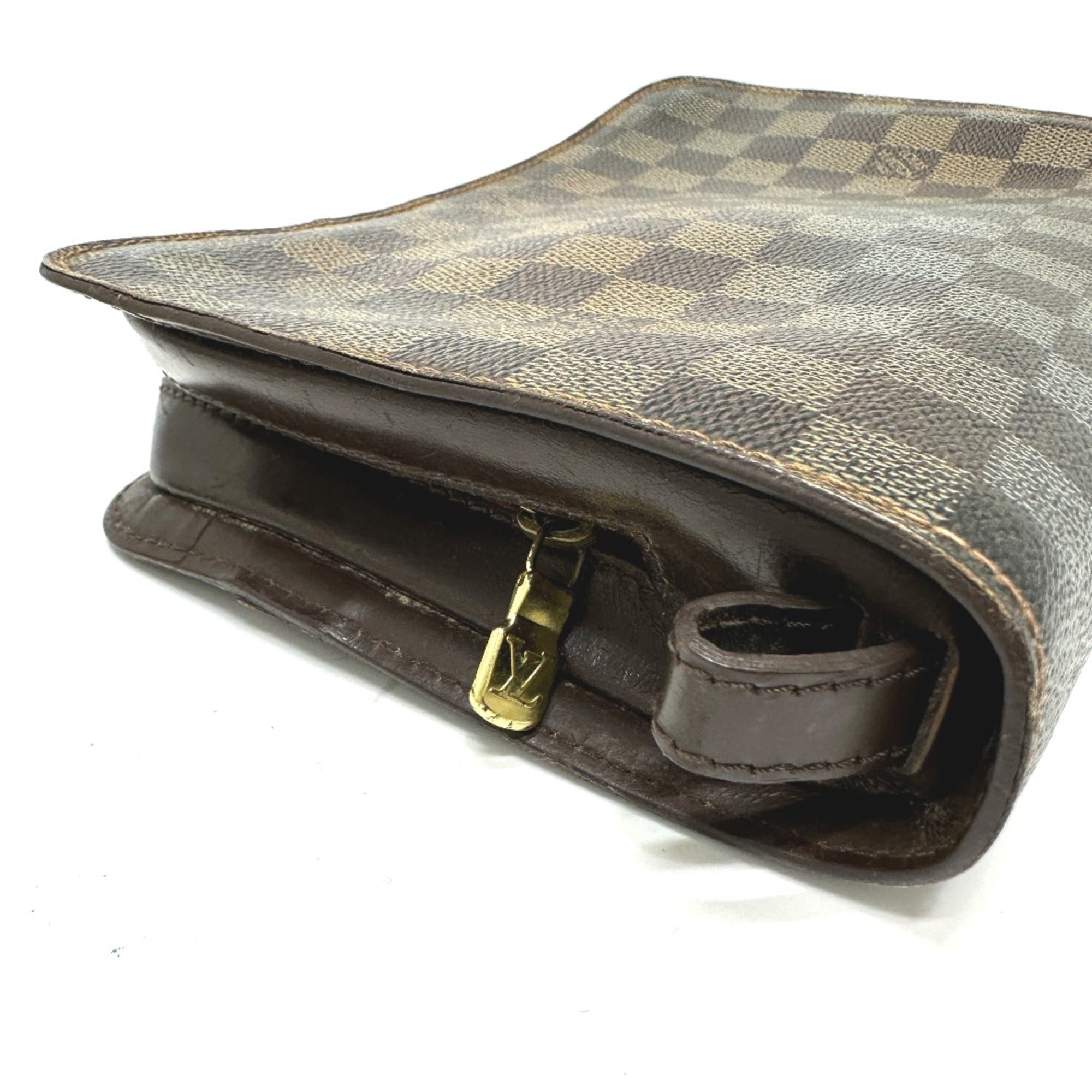 Louis Vuitton Brown Other Clutch Bag (Pre-Owned)